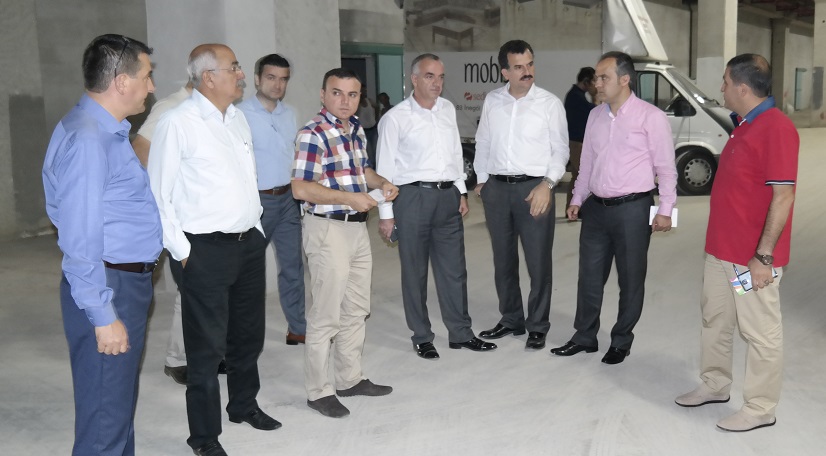 Mobilya AVM’ye de belediye eli değiyor