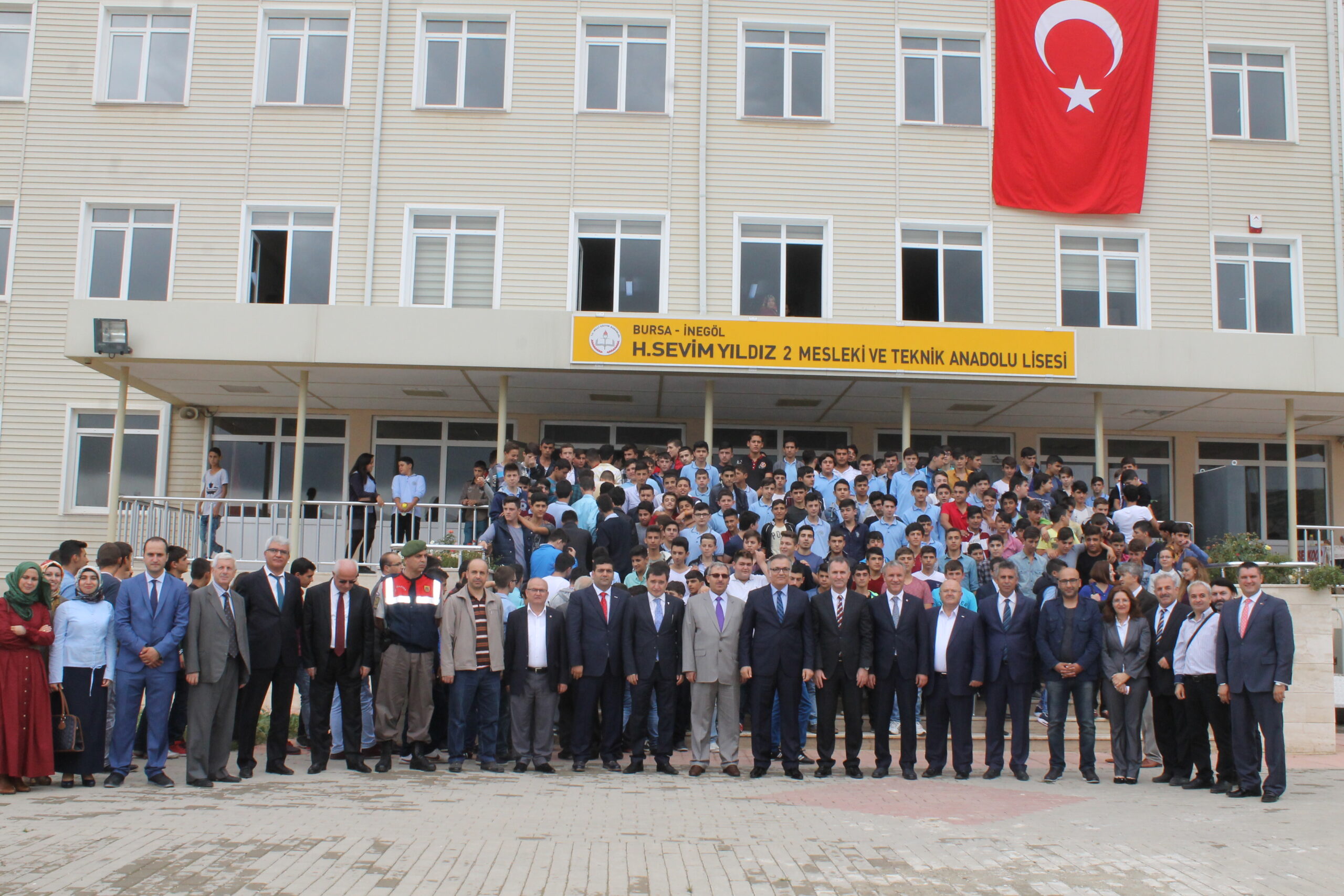 Mobilyacılardan eğitime destek