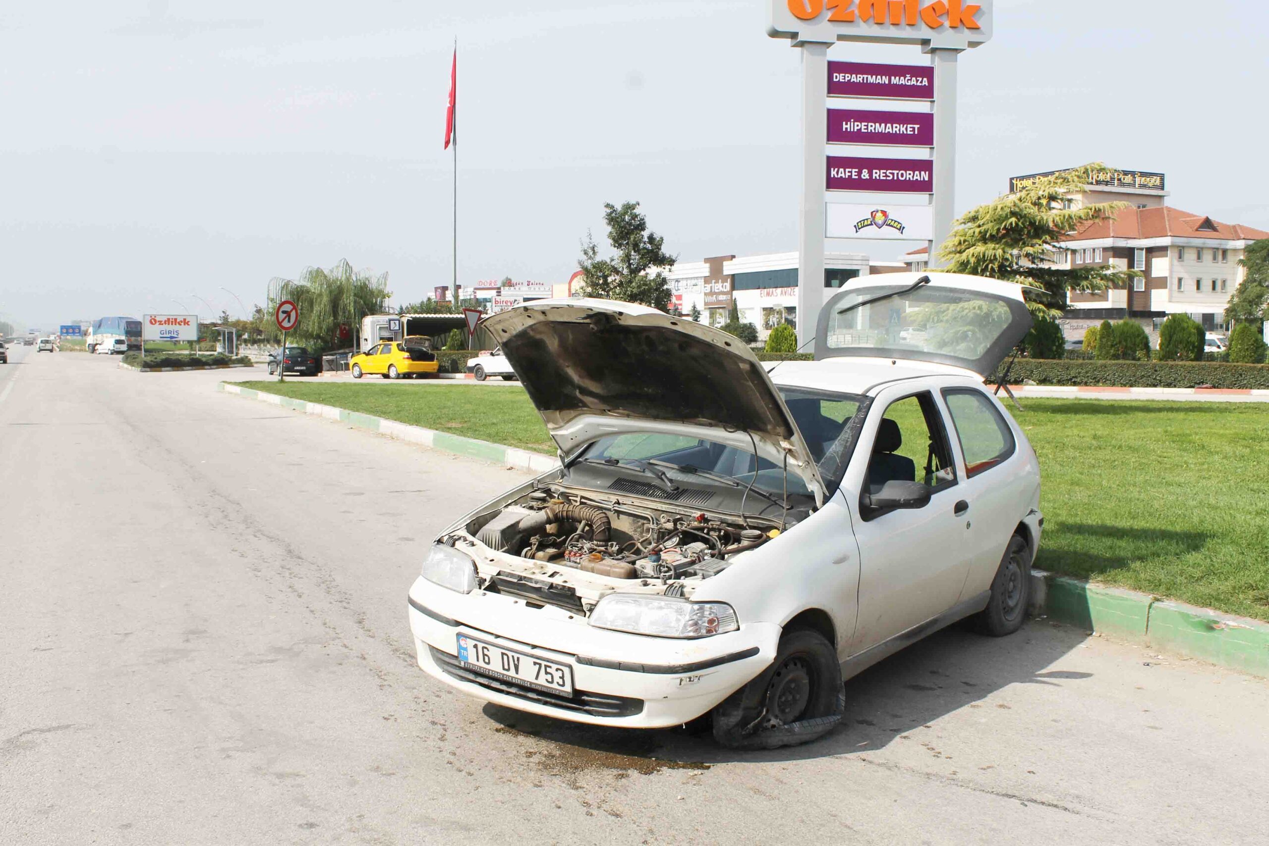 Ani manevra kazayı getirdi