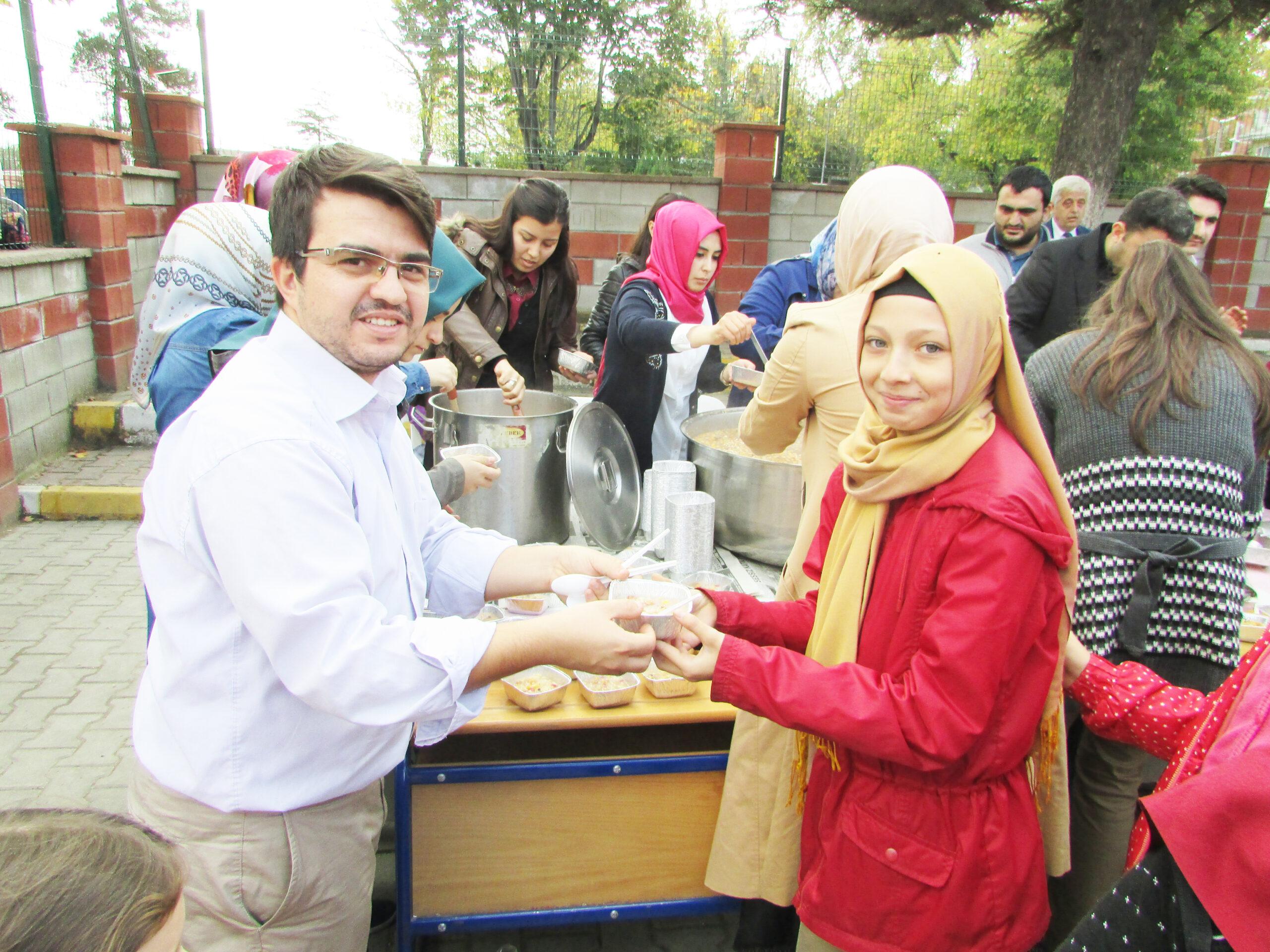 Aşure ikramları devam ediyor