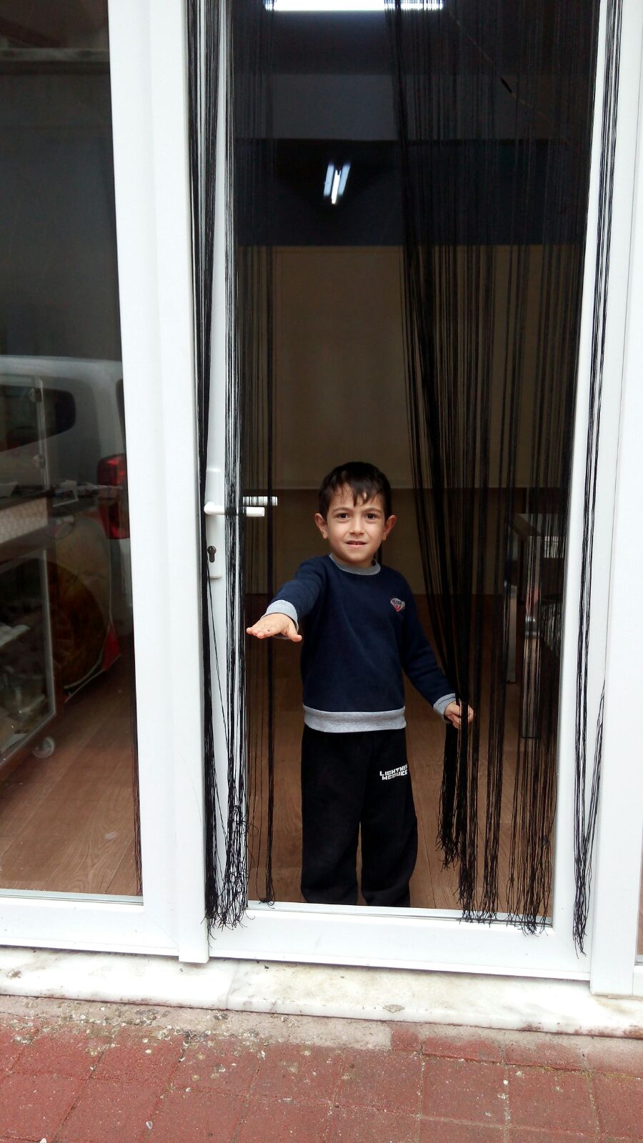 Sadaka kutularını çaldılar