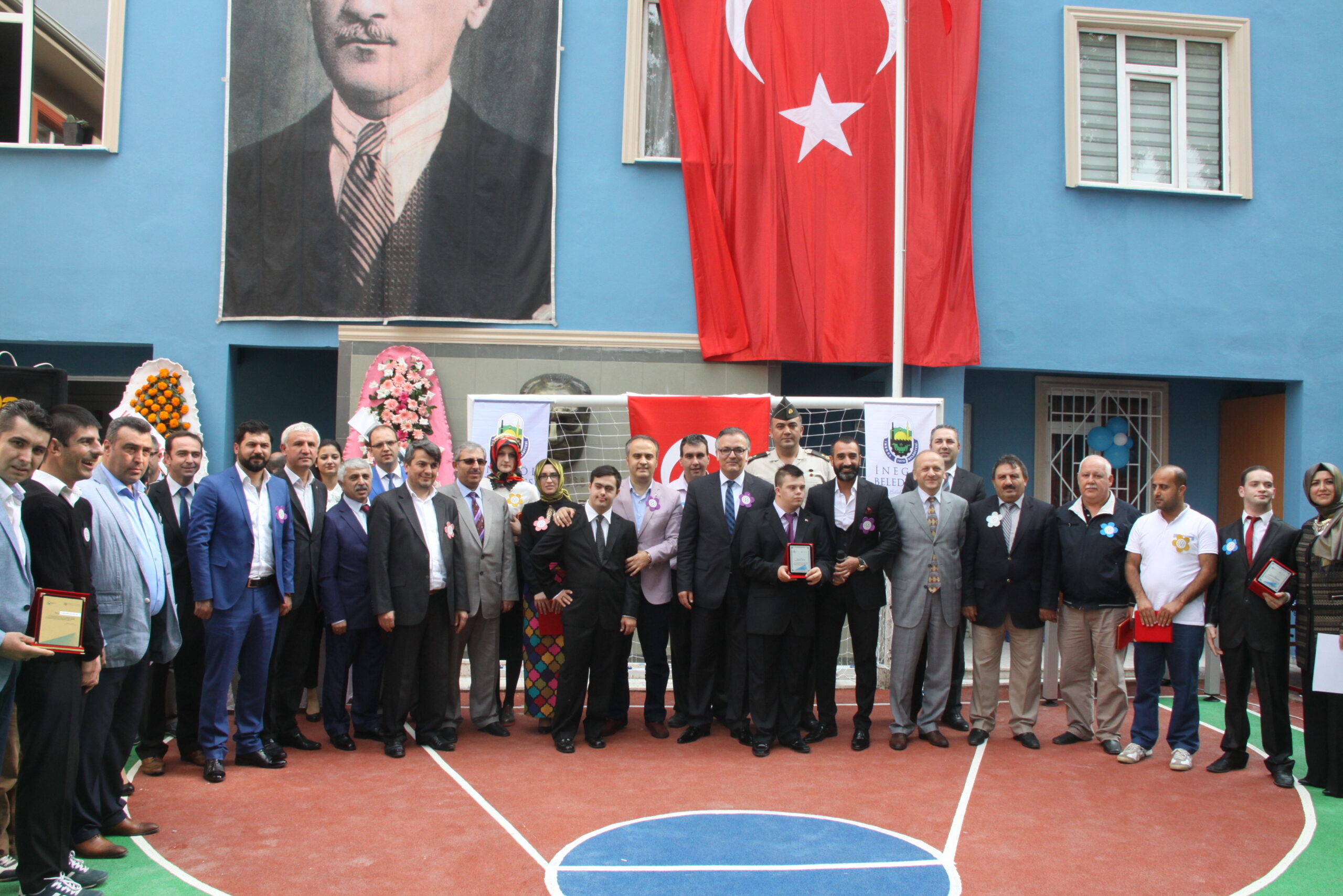 Eski HEM yeni yüzüyle hizmette