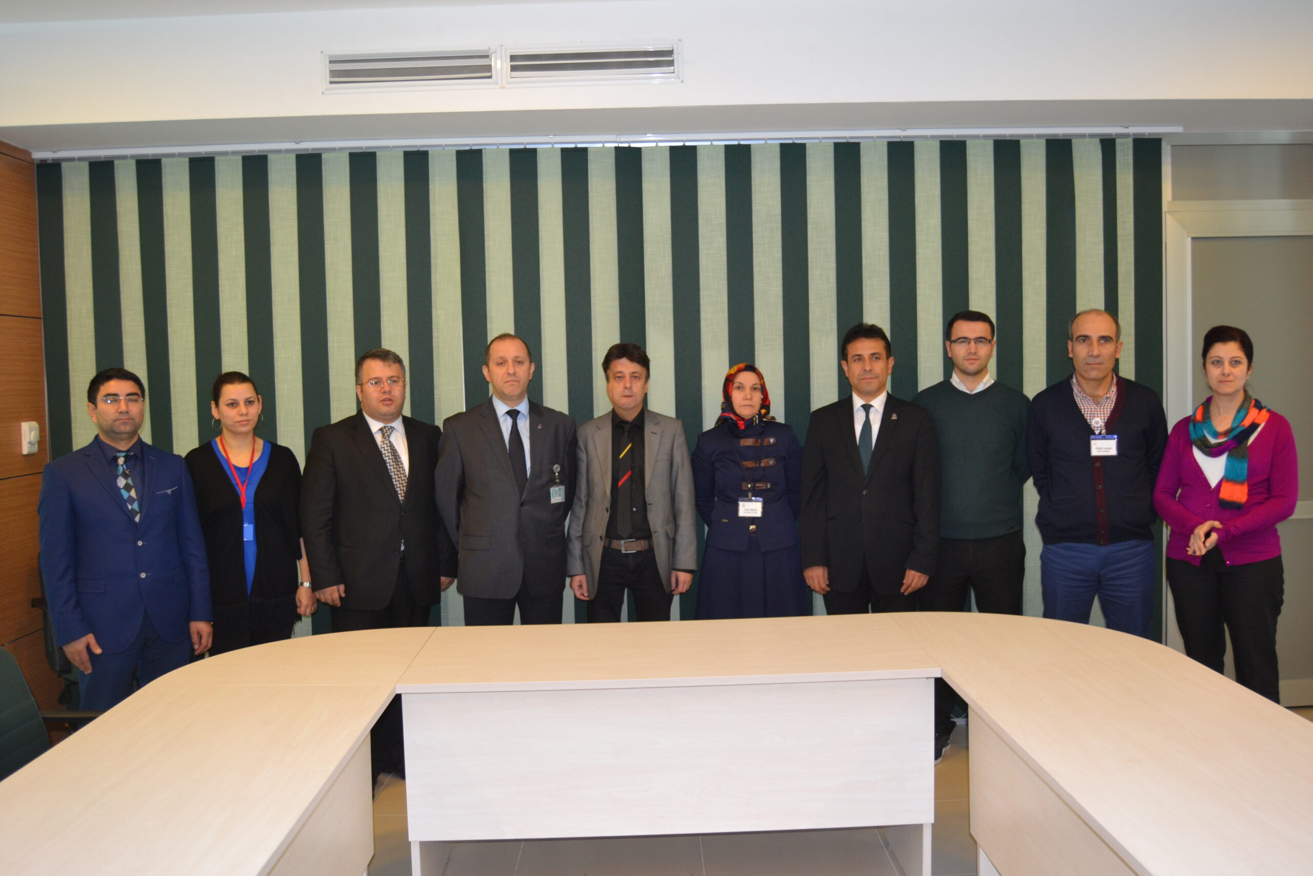 Teröre eş zamanlı kınama