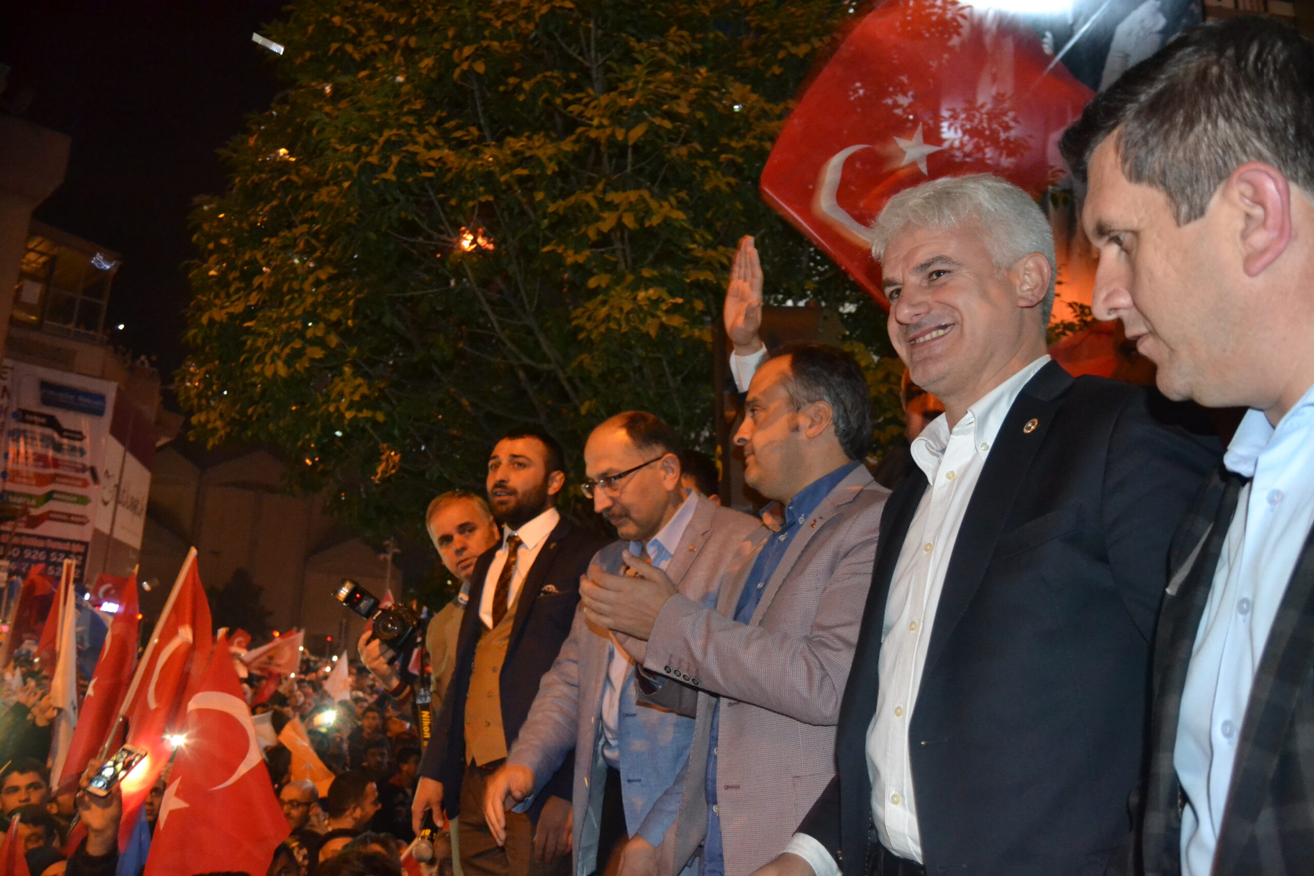 İNEGÖL SEÇİMİNİ YAPTI AK PARTİ