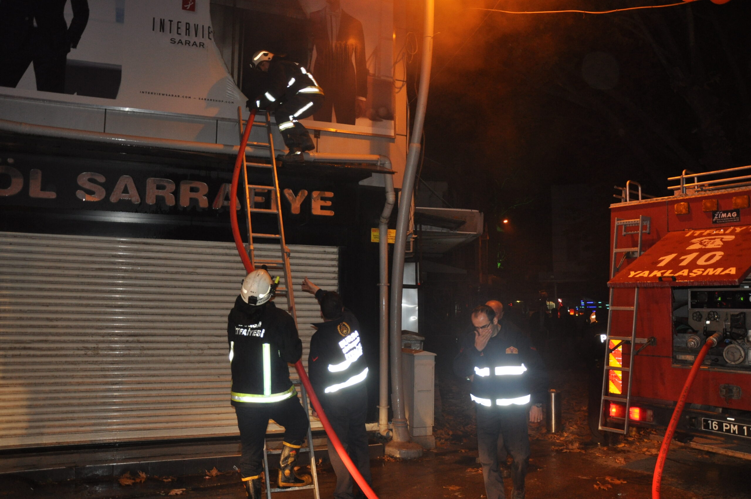 Kuyumcular Çarşısında korkutan yangın