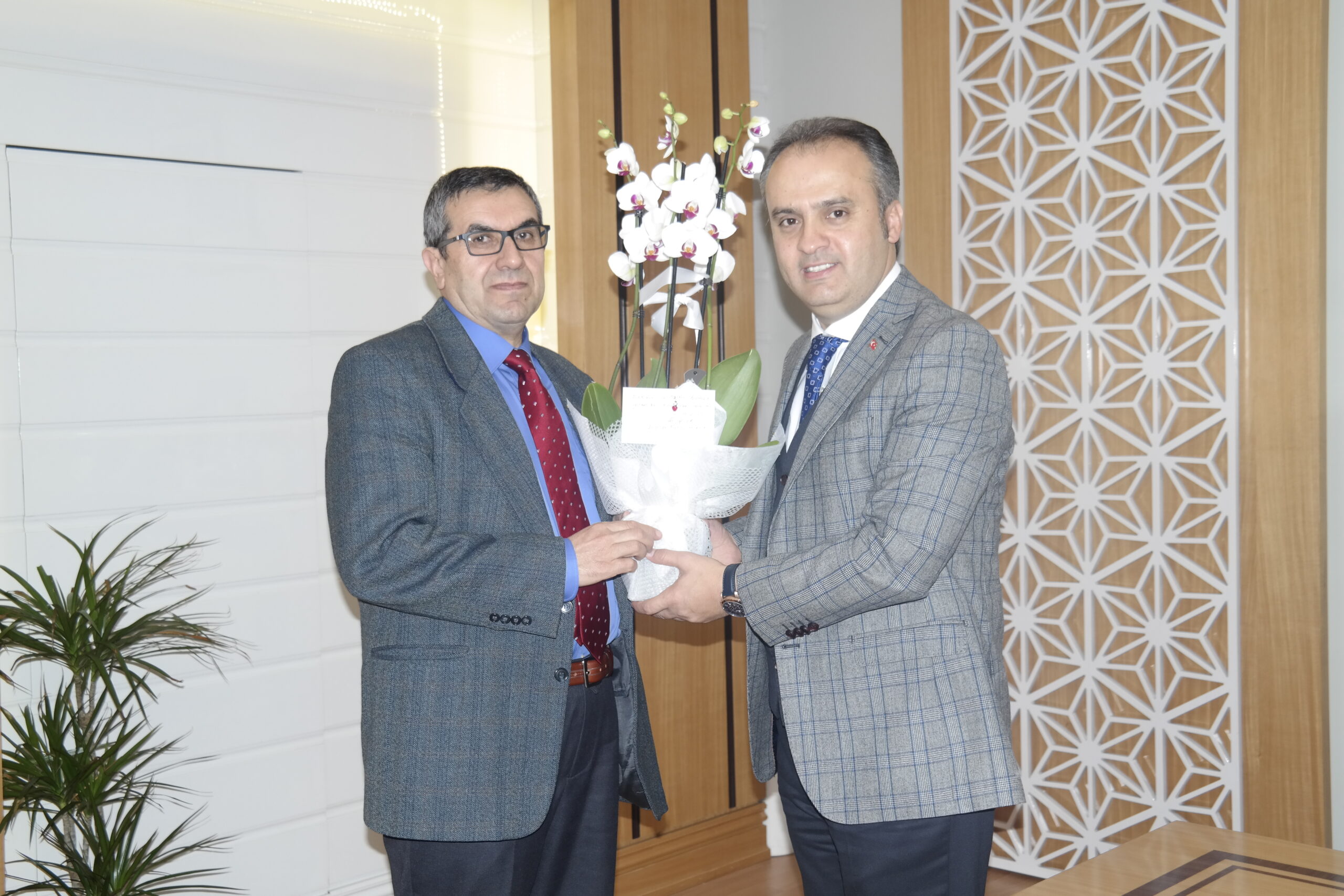 Alper’den Aktaş’a iade-i ziyaret