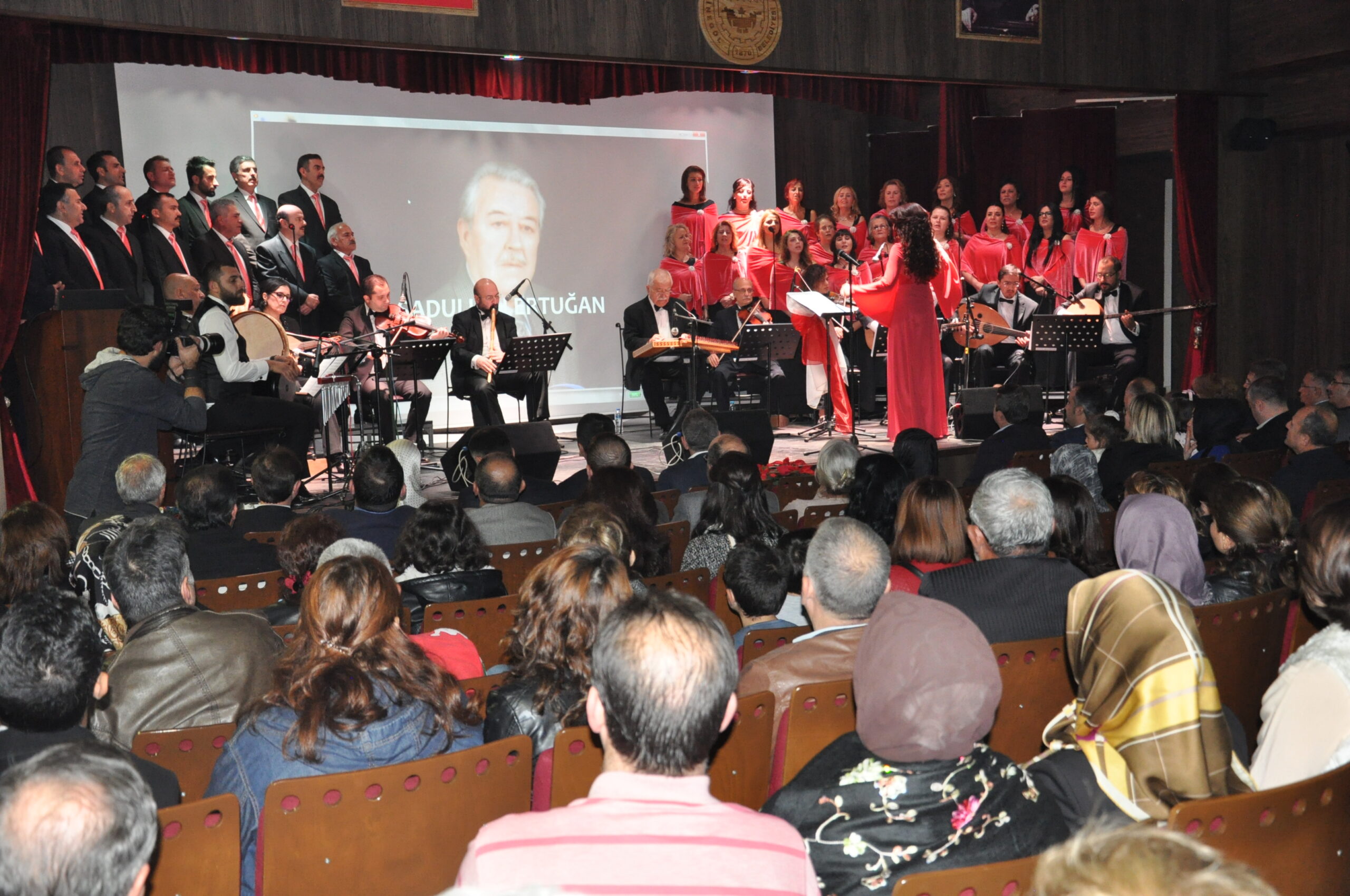 Türk Müziği Korosu kulakların pasını sildi