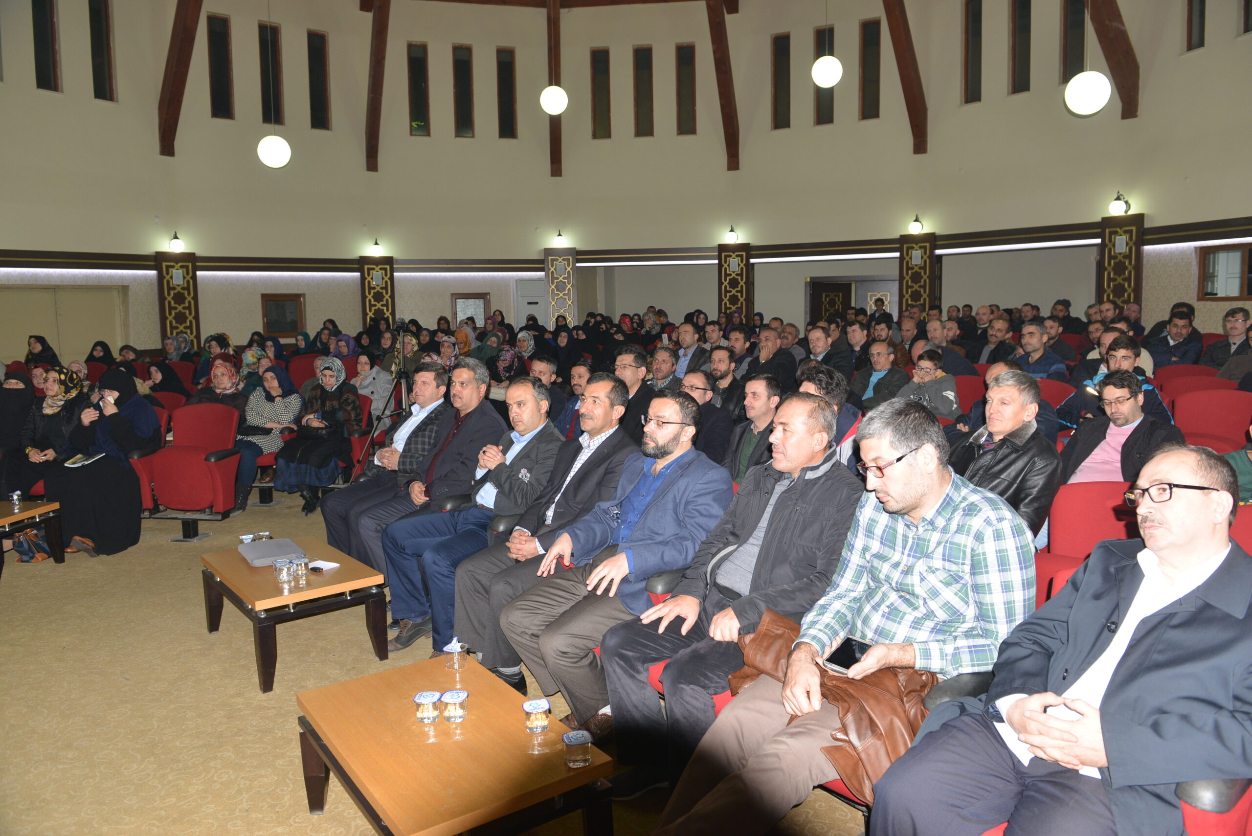 Ailede mutluluk semineri