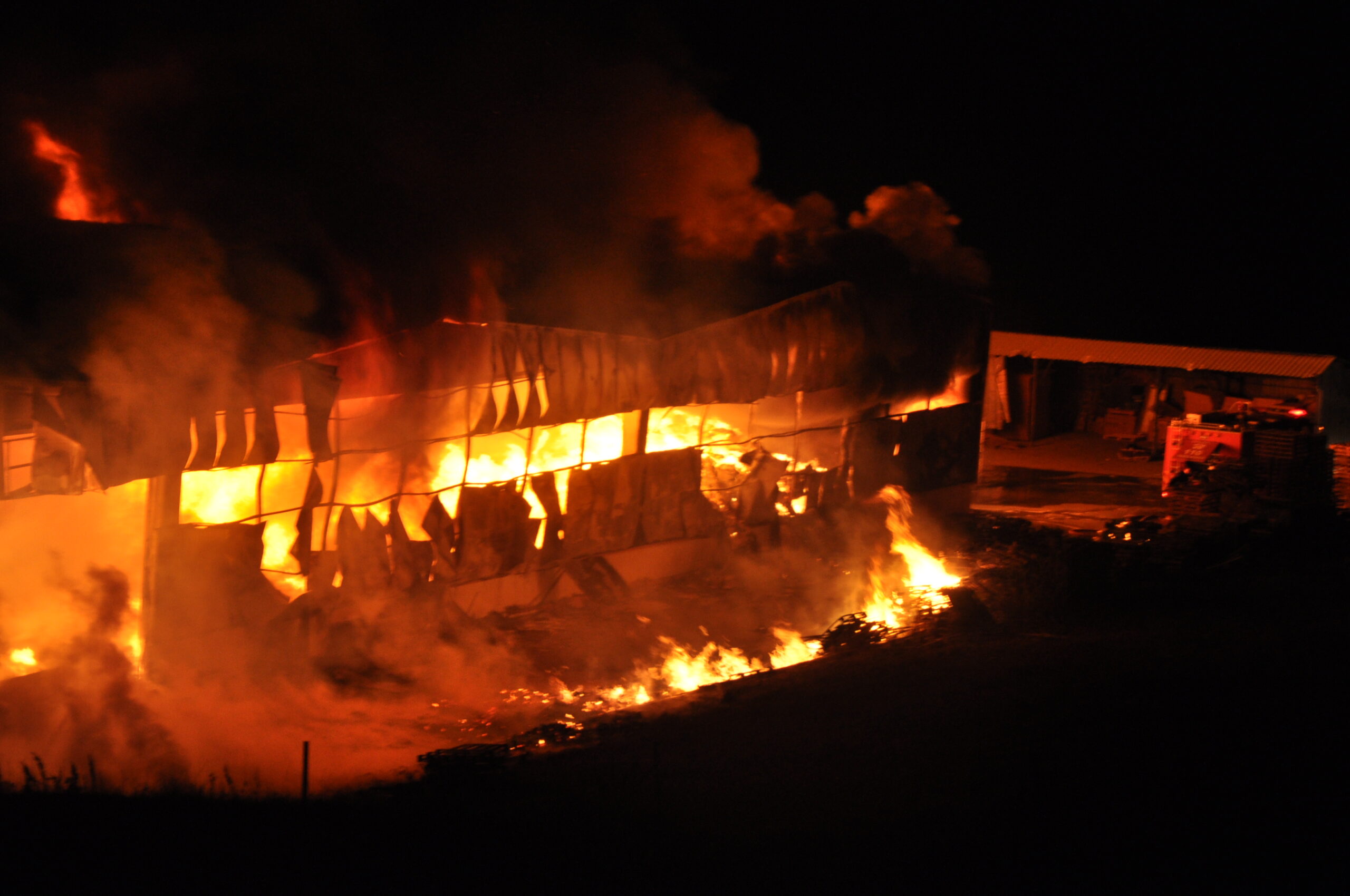 Su dolum tesisi küle döndü