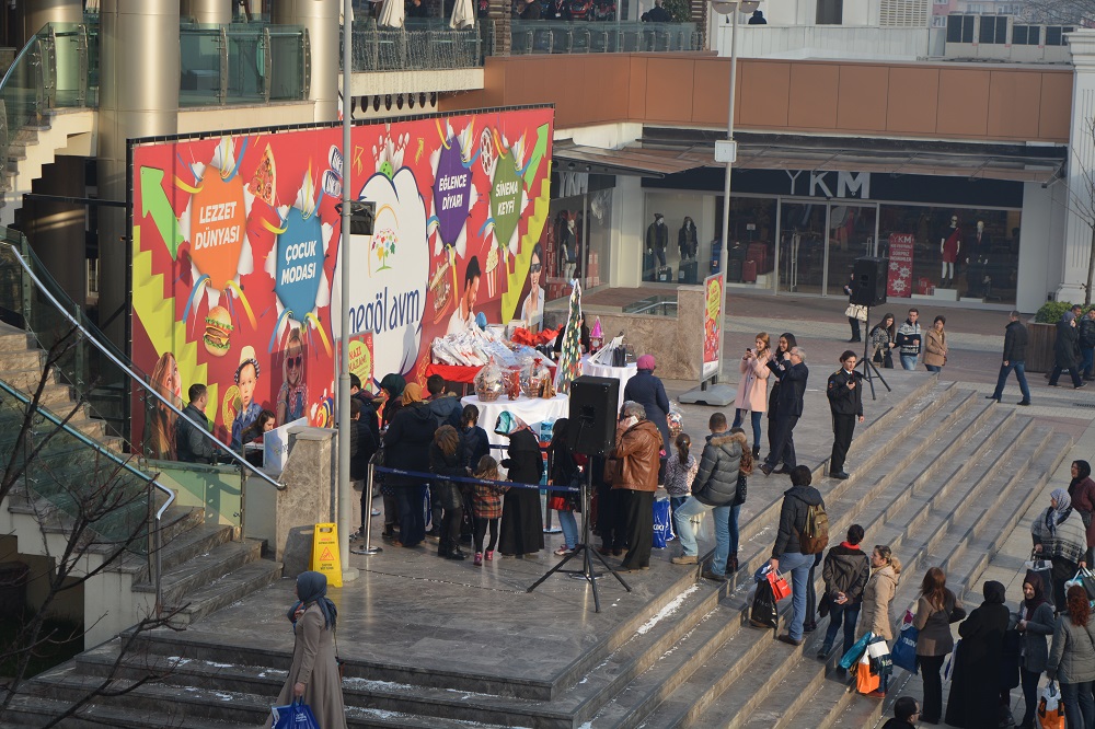 İnegöl AVM’de hafta sonu eğlencesi
