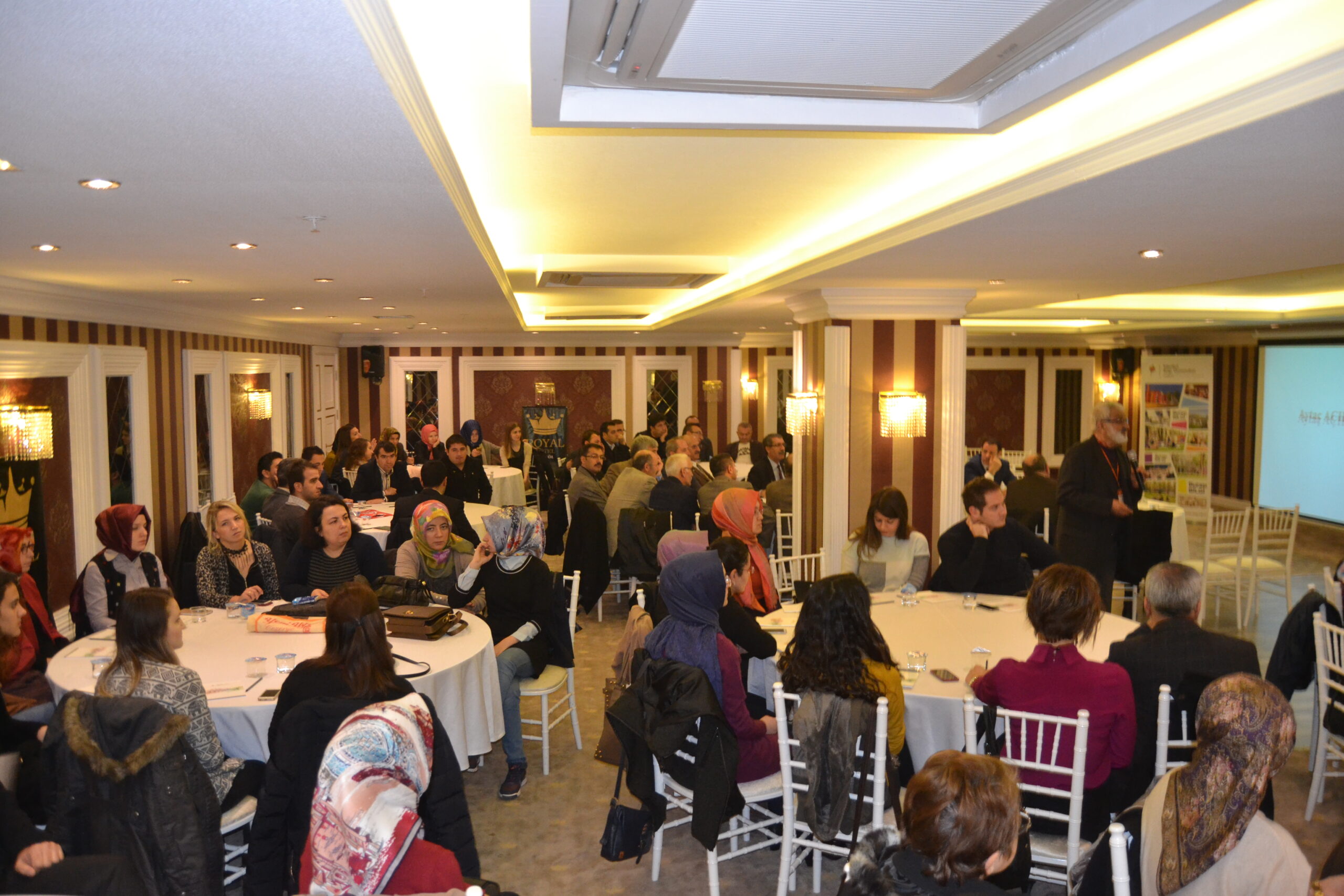 Rehber öğretmenlere eğitim