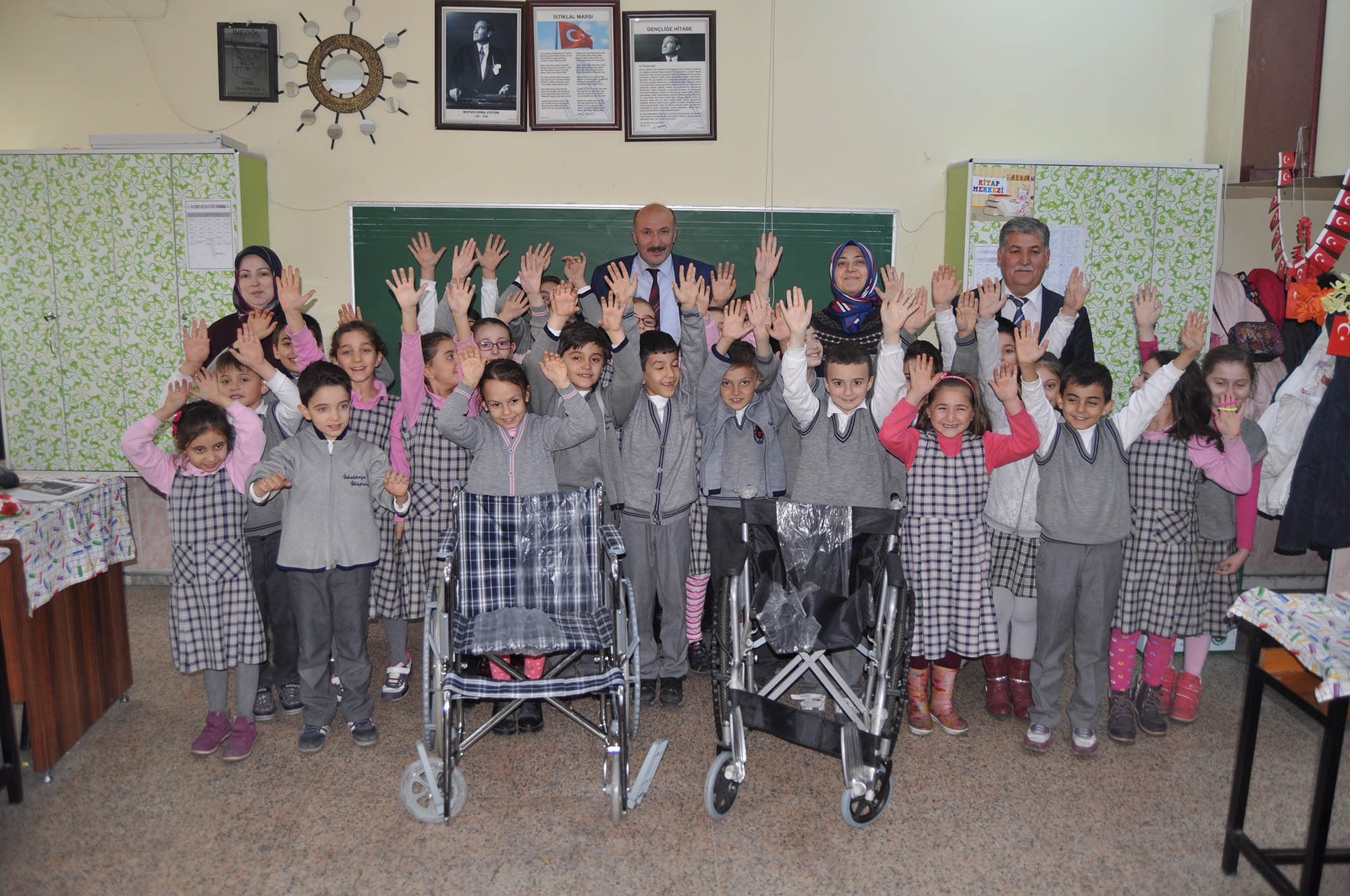 Minikler engelleri böyle aştı