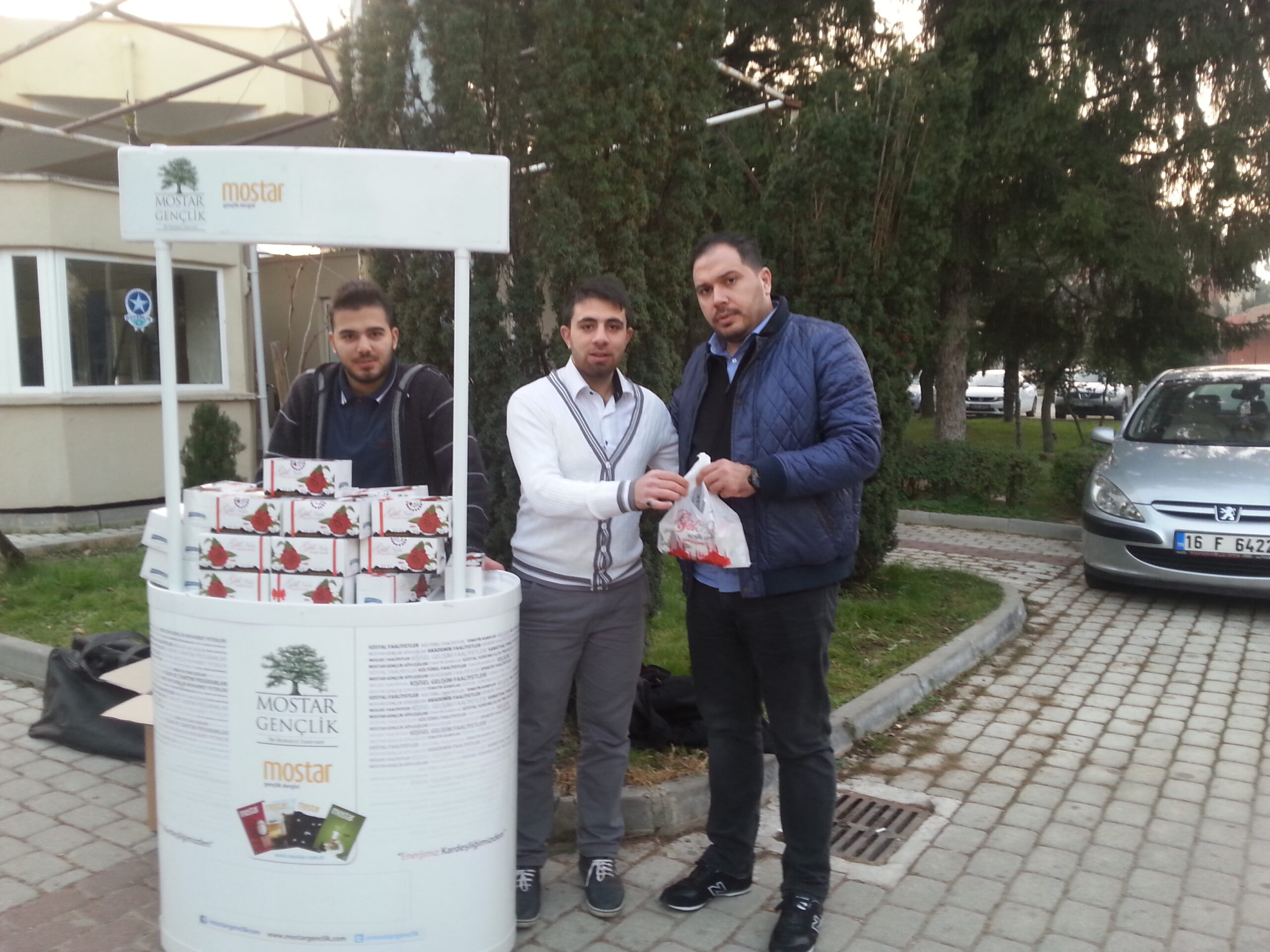 Genç girişimcilerden kandil simidi