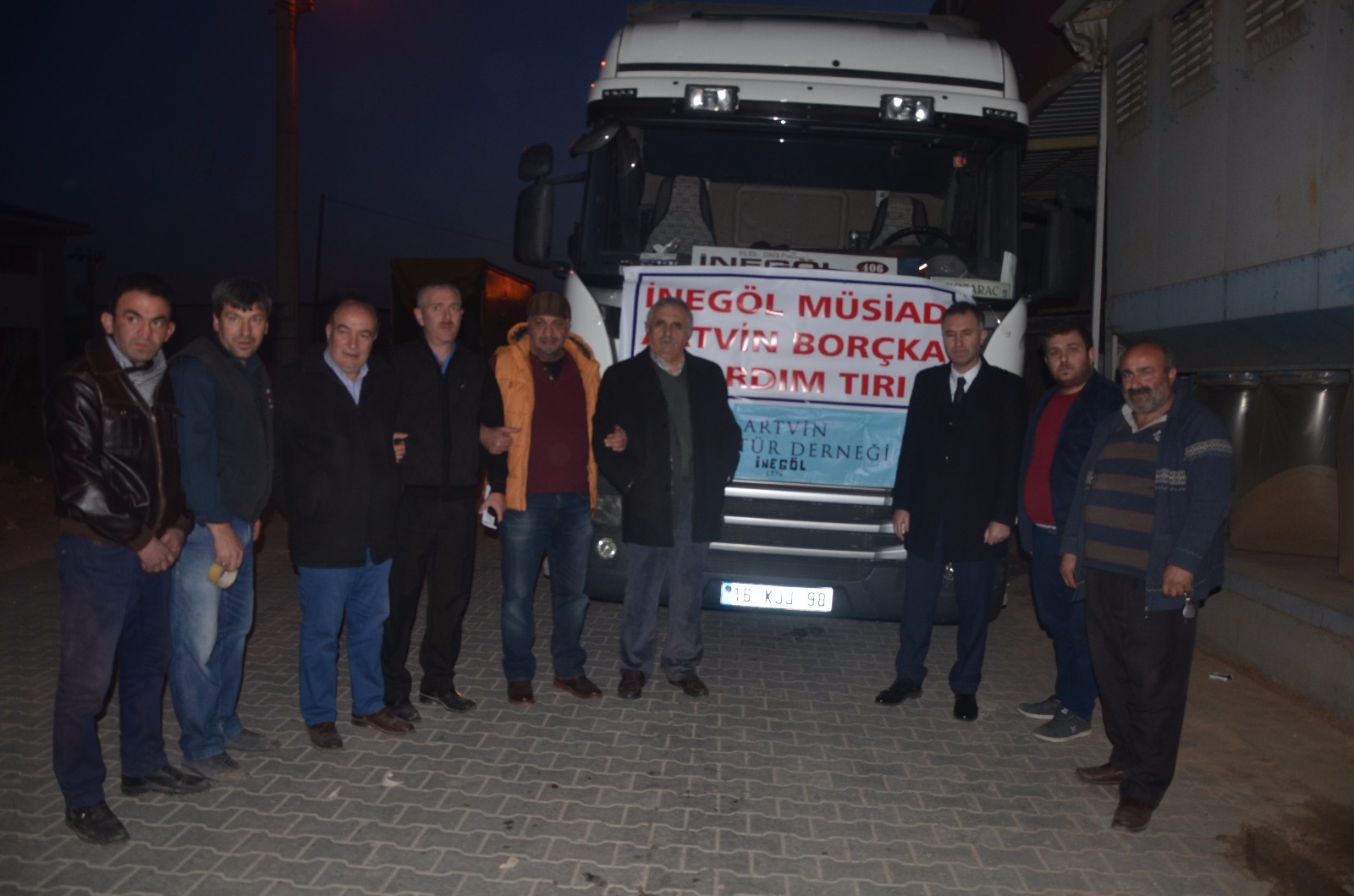 İnegöl’den Borçka’ya Yardım Eli