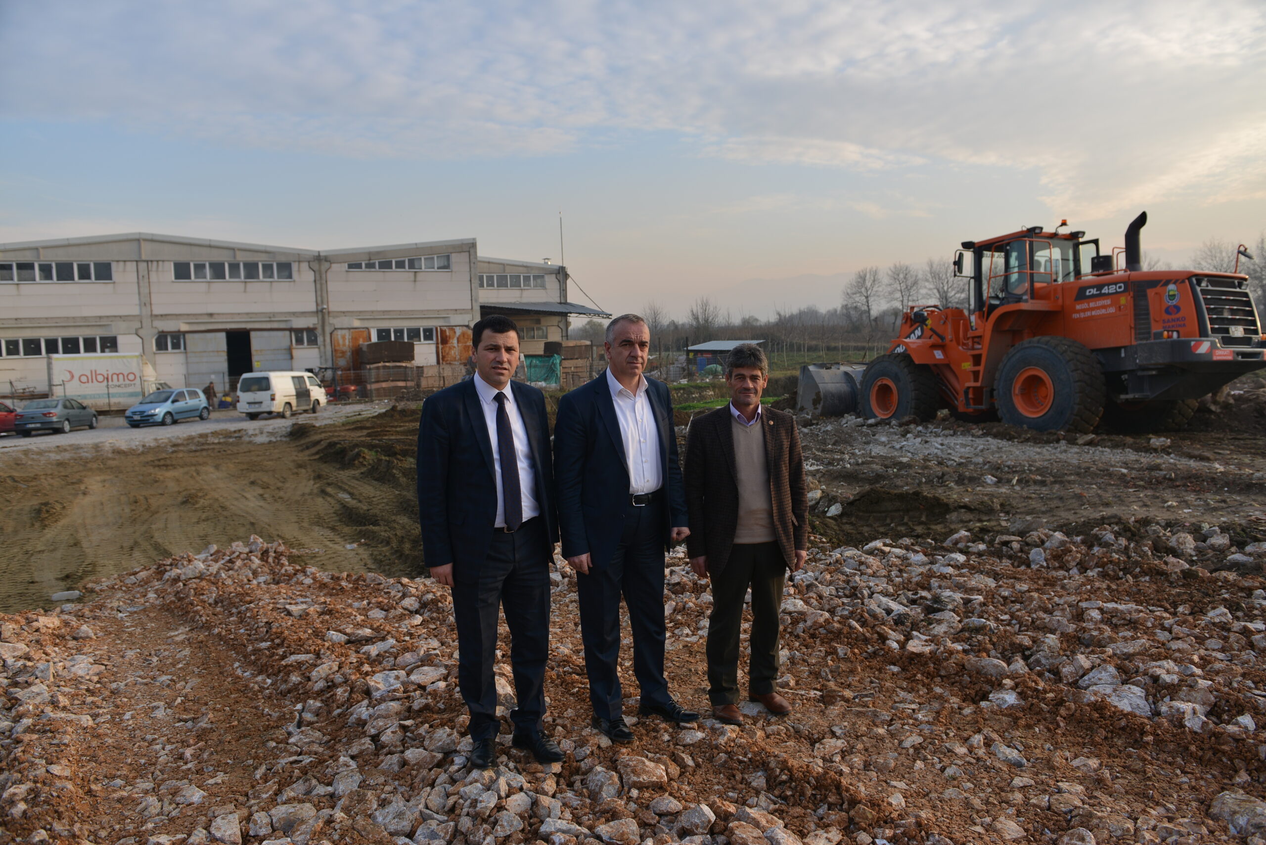 Kalburt mevkiinde ham yol çalışması