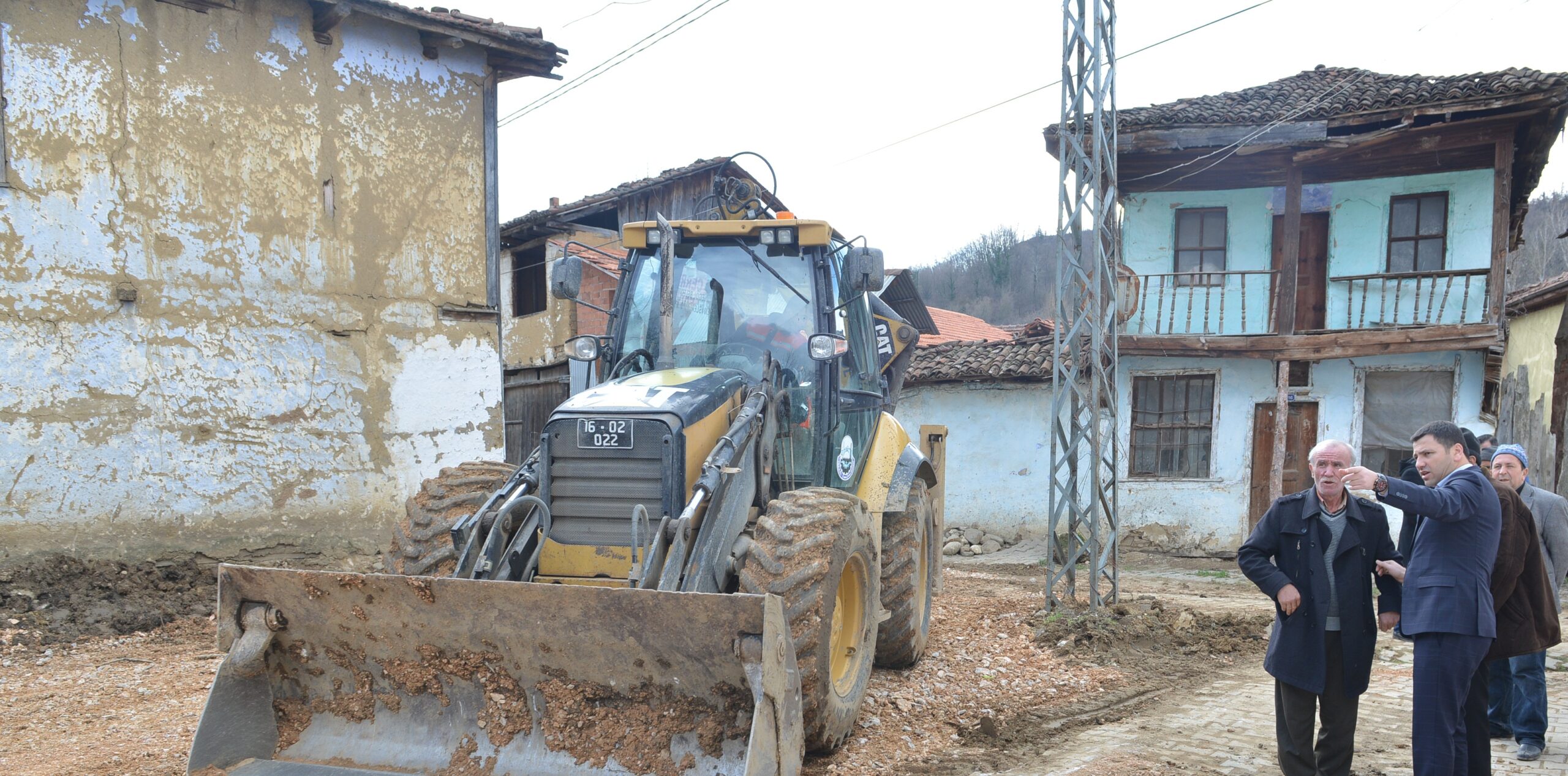 Eskikaracakaya’ya yeni köprü