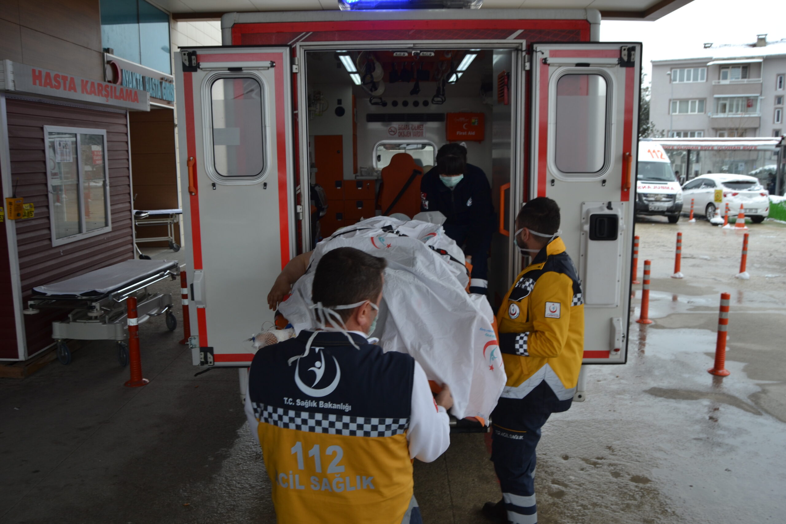 150 KİLOLUK KADIN  İnegöl’de Tedavi Altına Alındı