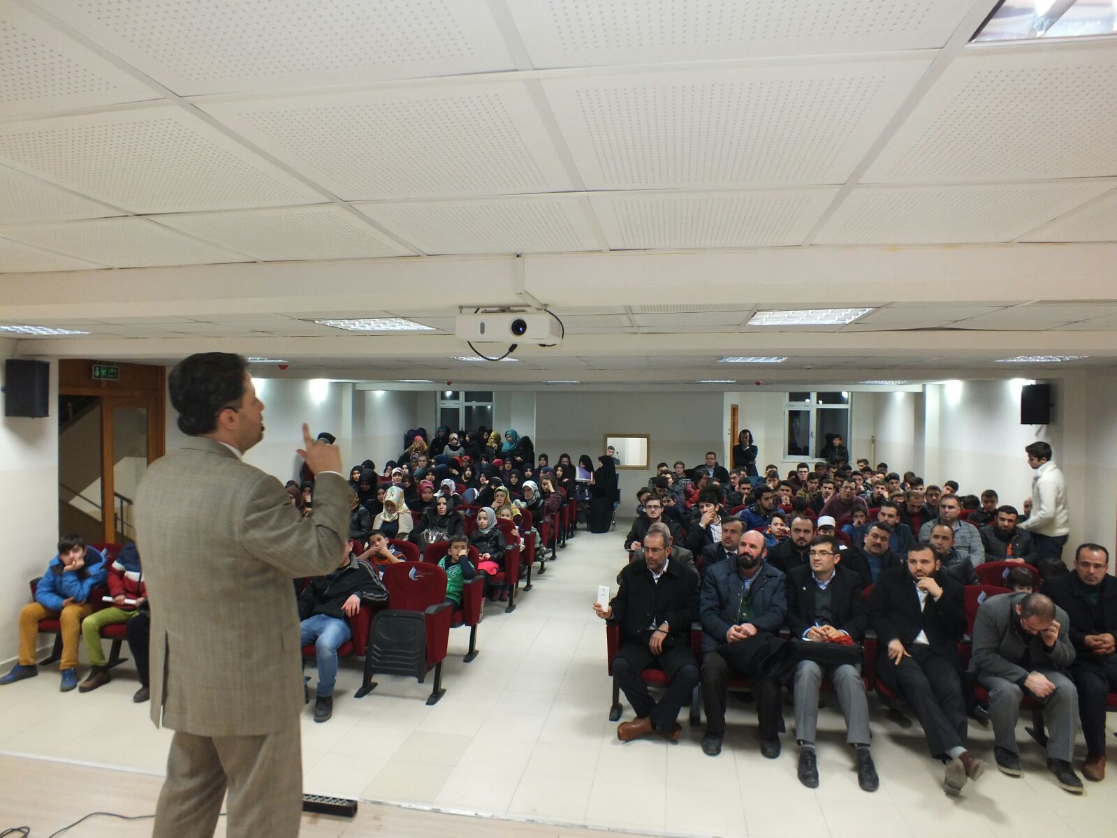 AGD Divan Toplantısı’nı gerçekleştirdi