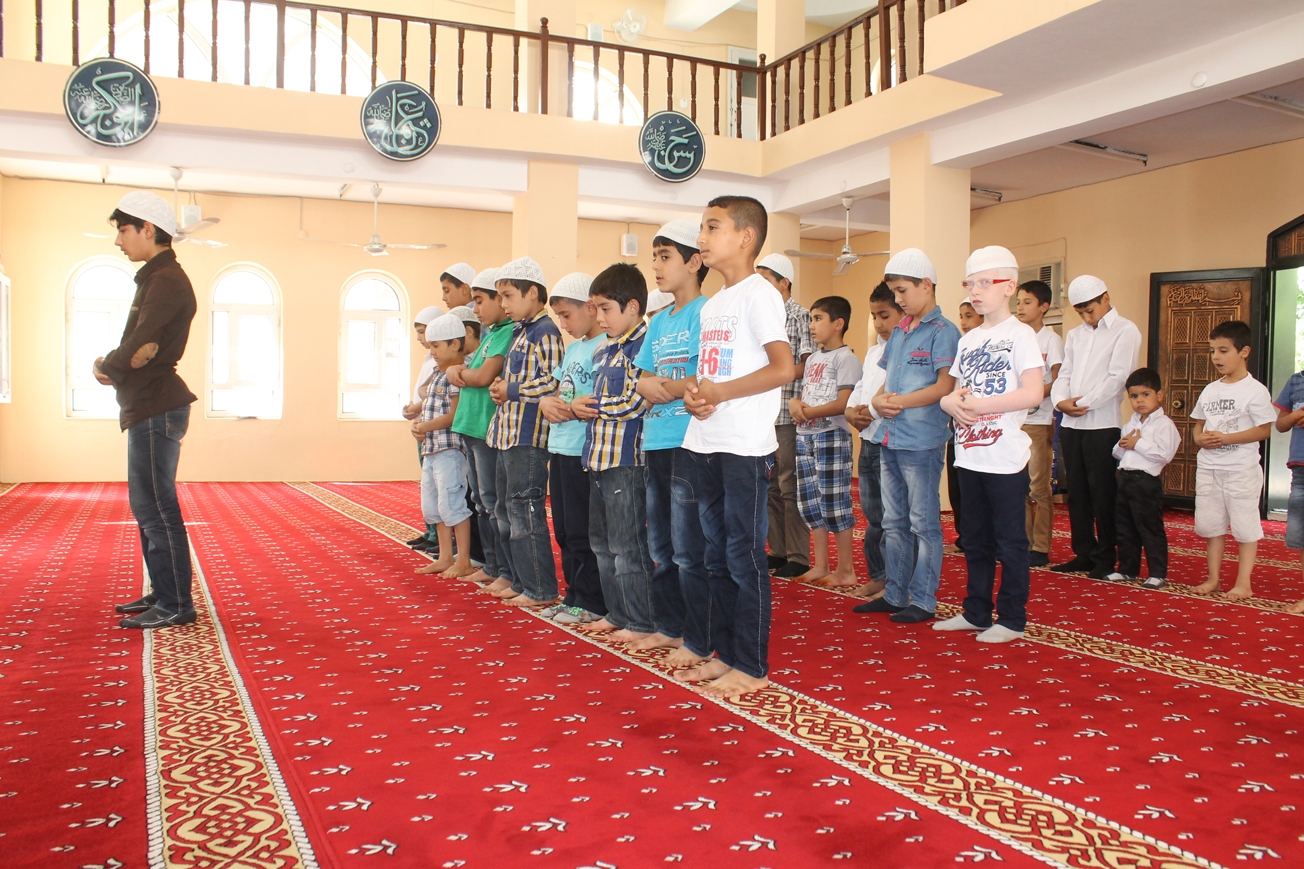 GENÇ NESİL İÇİN MÜFTÜLÜKTEN ÖRNEK PROJE CAMİLERE KOŞALIM NAMAZDA BULUŞALIM