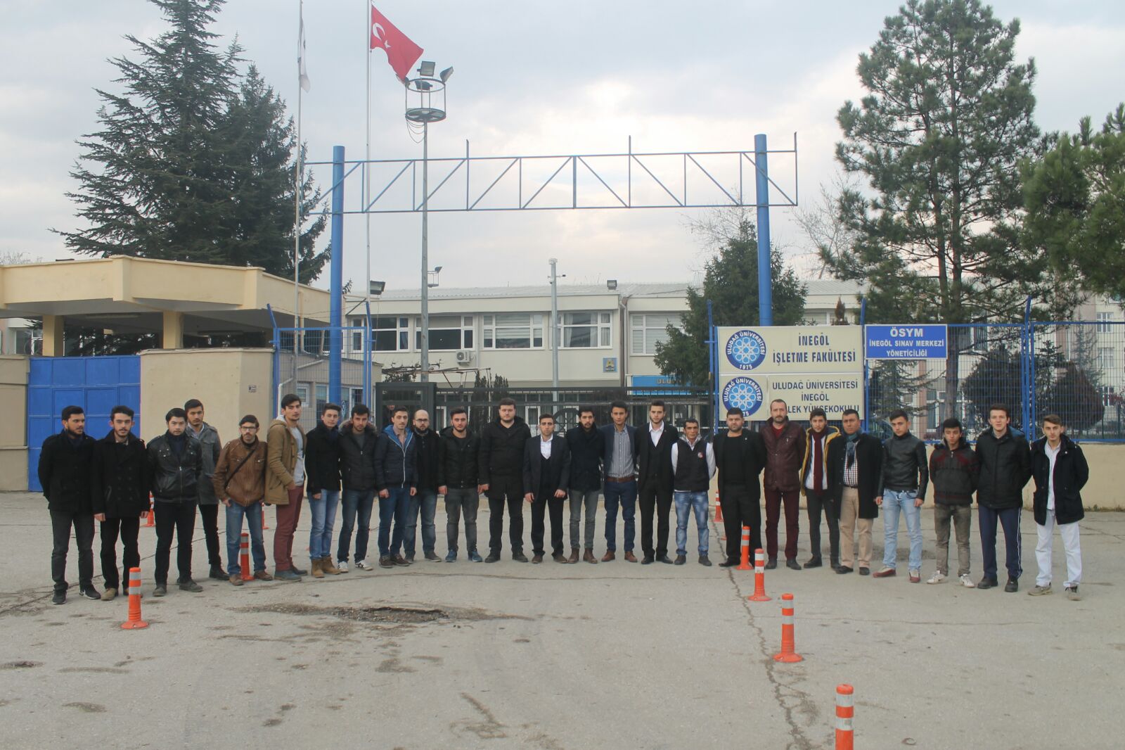 Ülkücüler; “Gelecek tehikede”