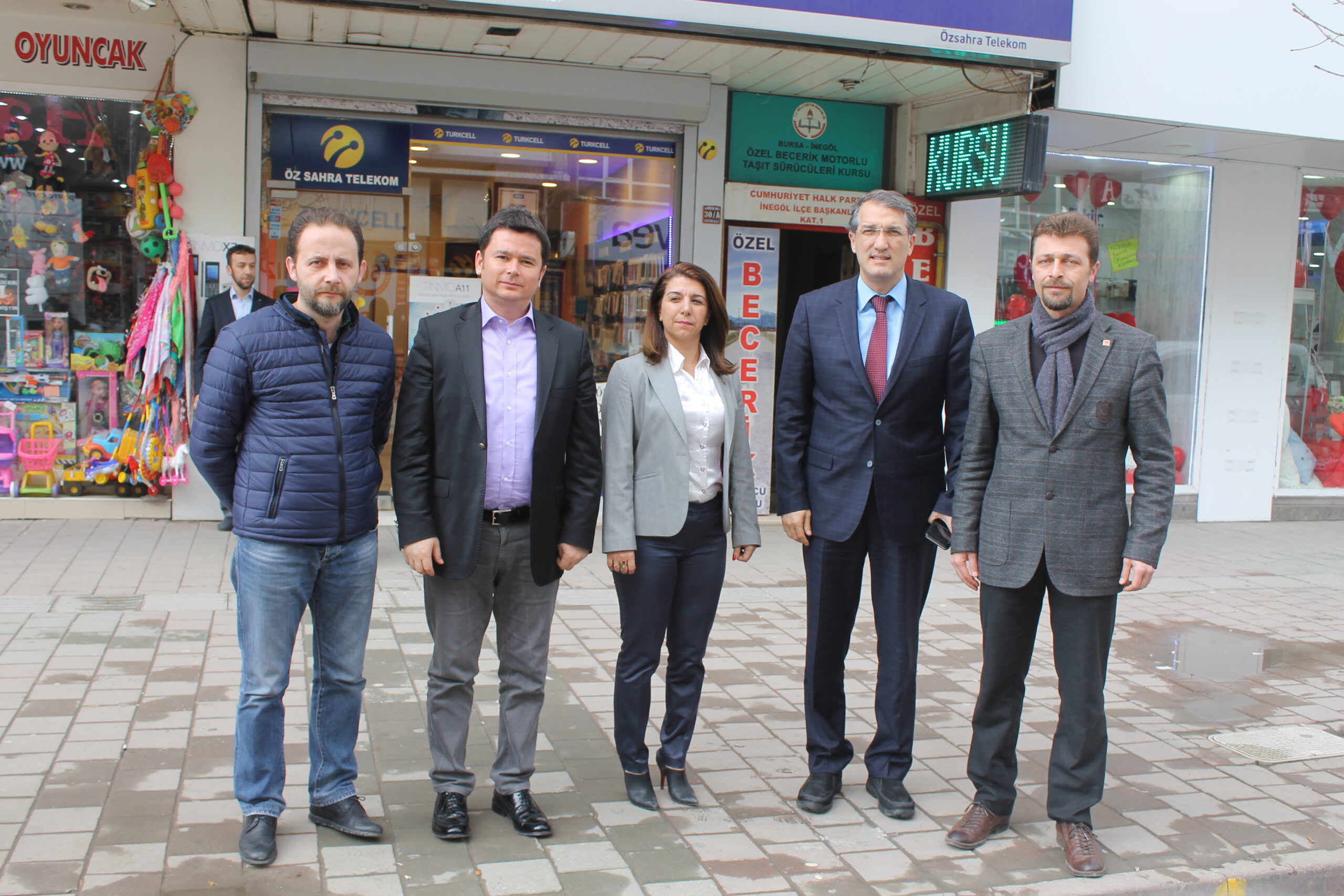 “MÜLTECİ SORUNU İNSANLIK SORUNUDUR”