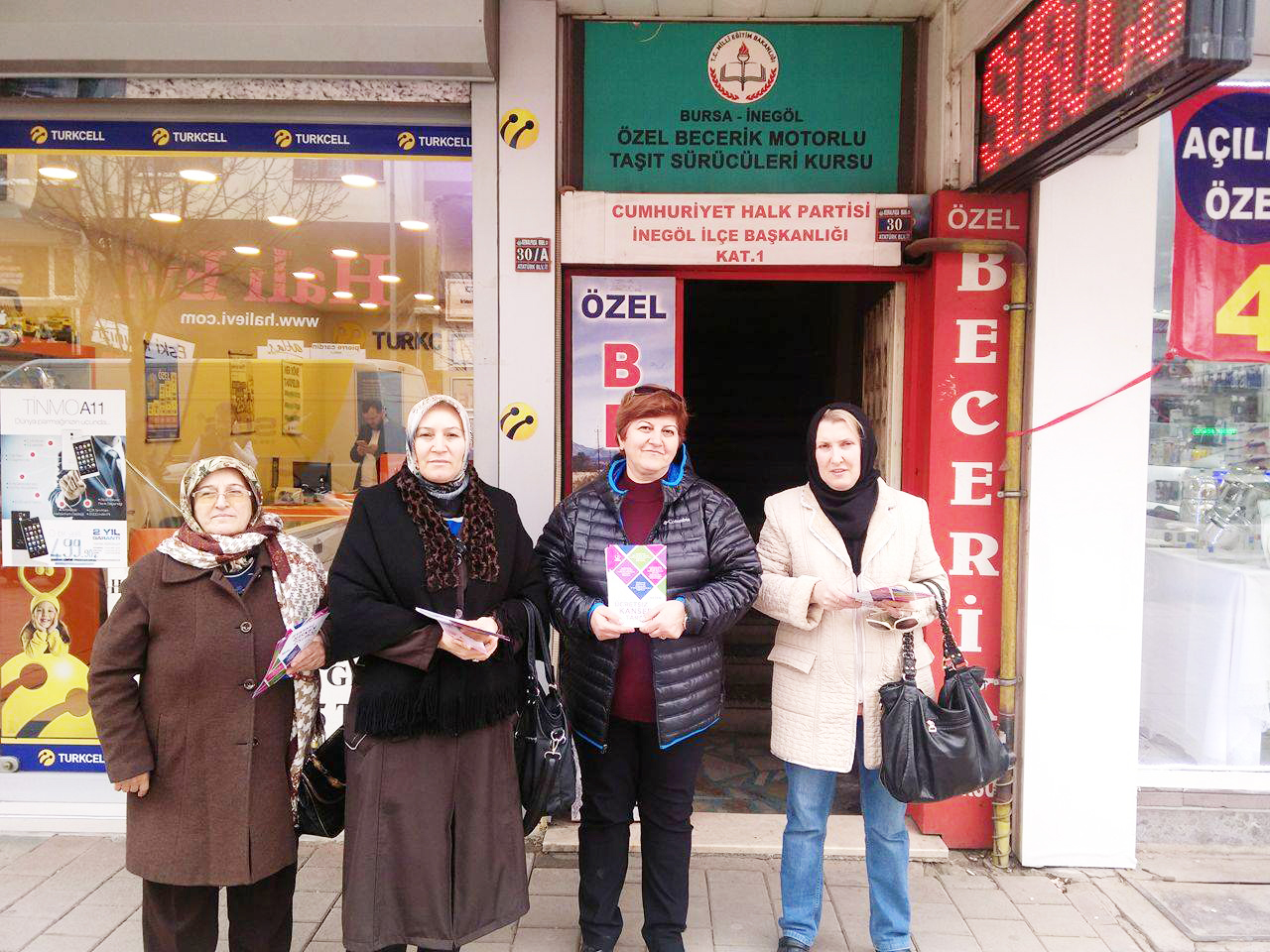 CHP’li kadınlardan anlamlı çalışma