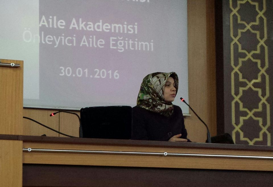 İnterneti veya Bilgisayarı Çocuklara ödül olarak sunmayın