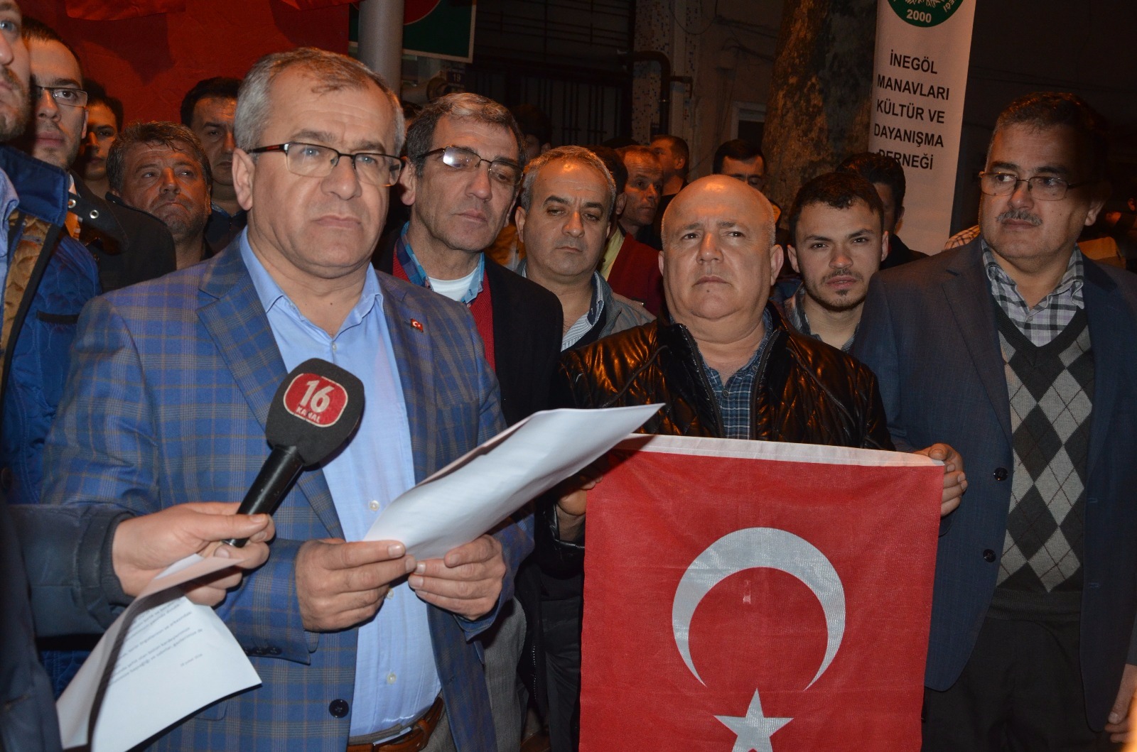 Manavlardan teröre tepki