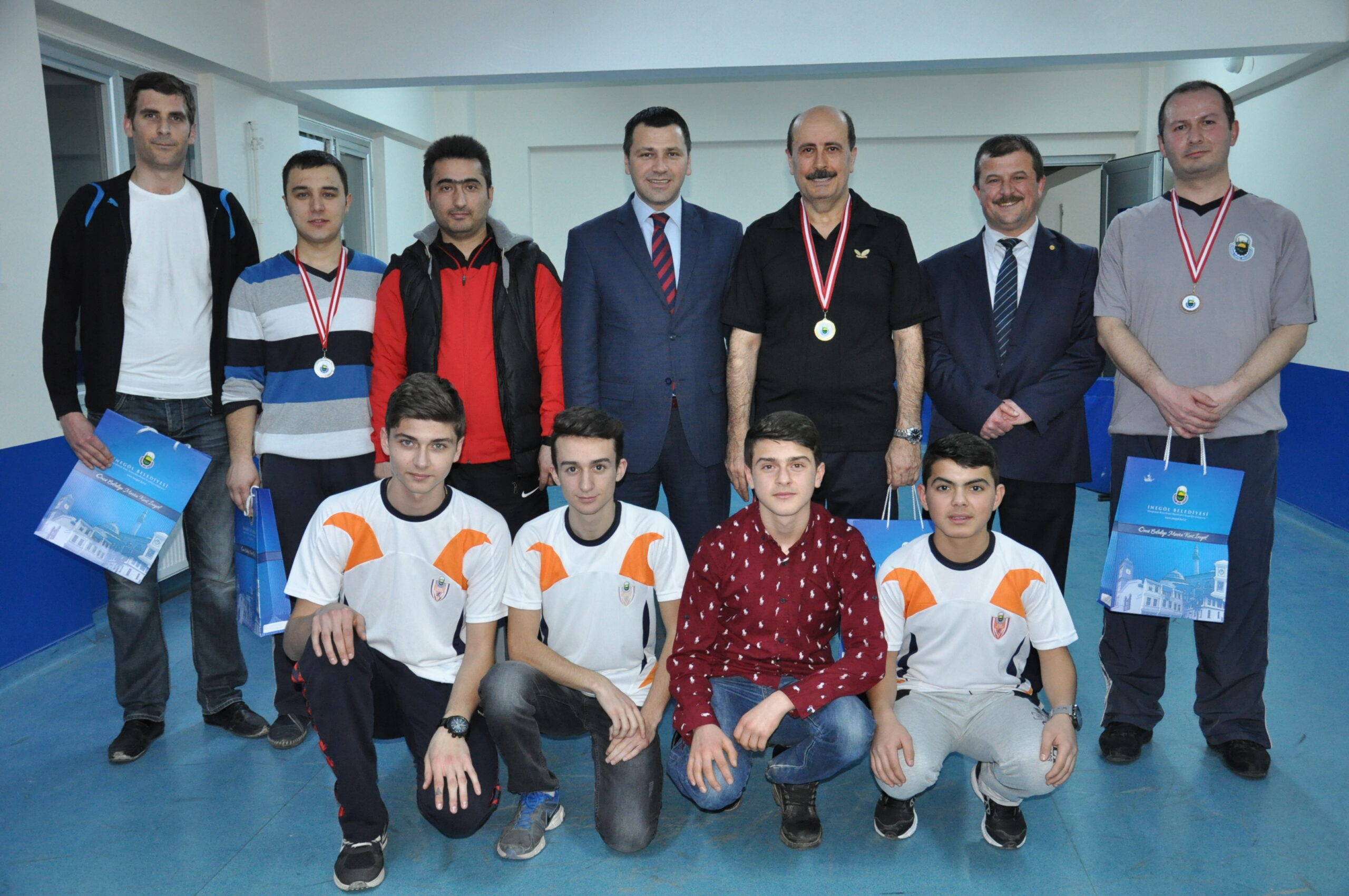 Personel masa tenisi ile moral buldu