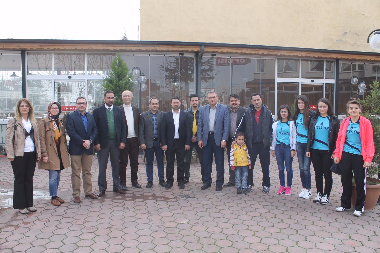 Türkiye Şampiyonasına Gidecek Öğrencilere İNBİRDER’den Moral Yemeği