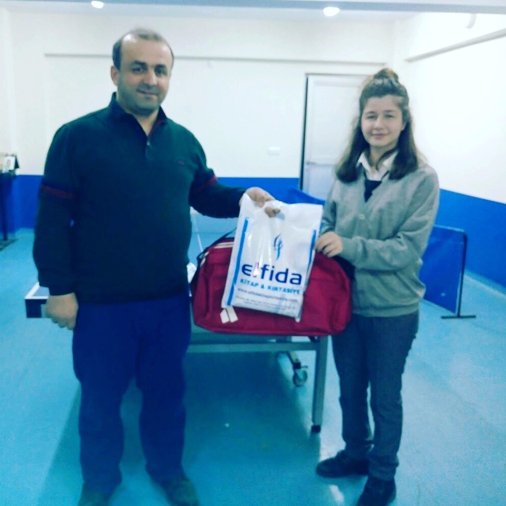 Şampiyonaya Katılacak Öğrencilere Malzeme Desteği