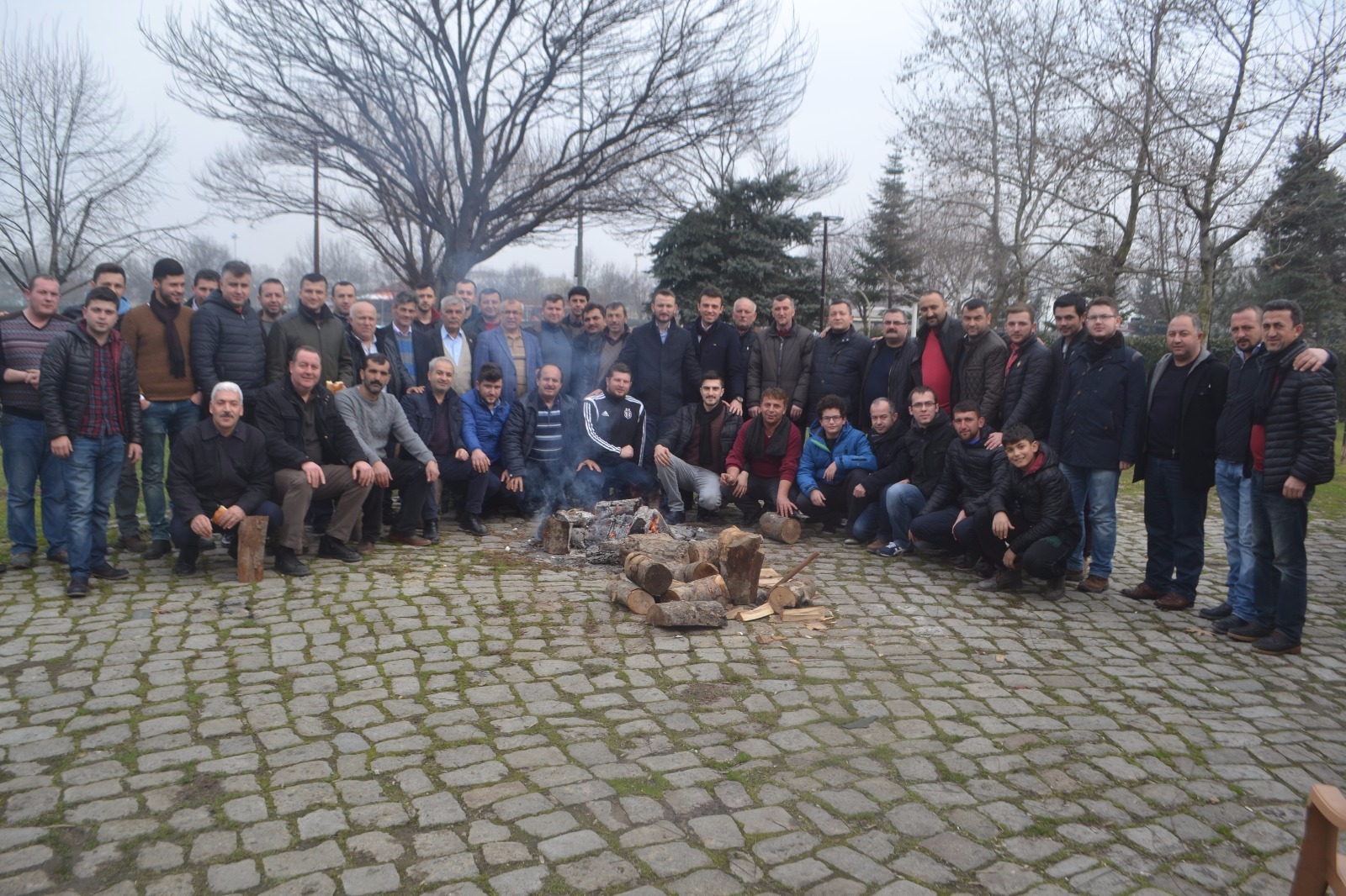 Manavların mangal keyfi