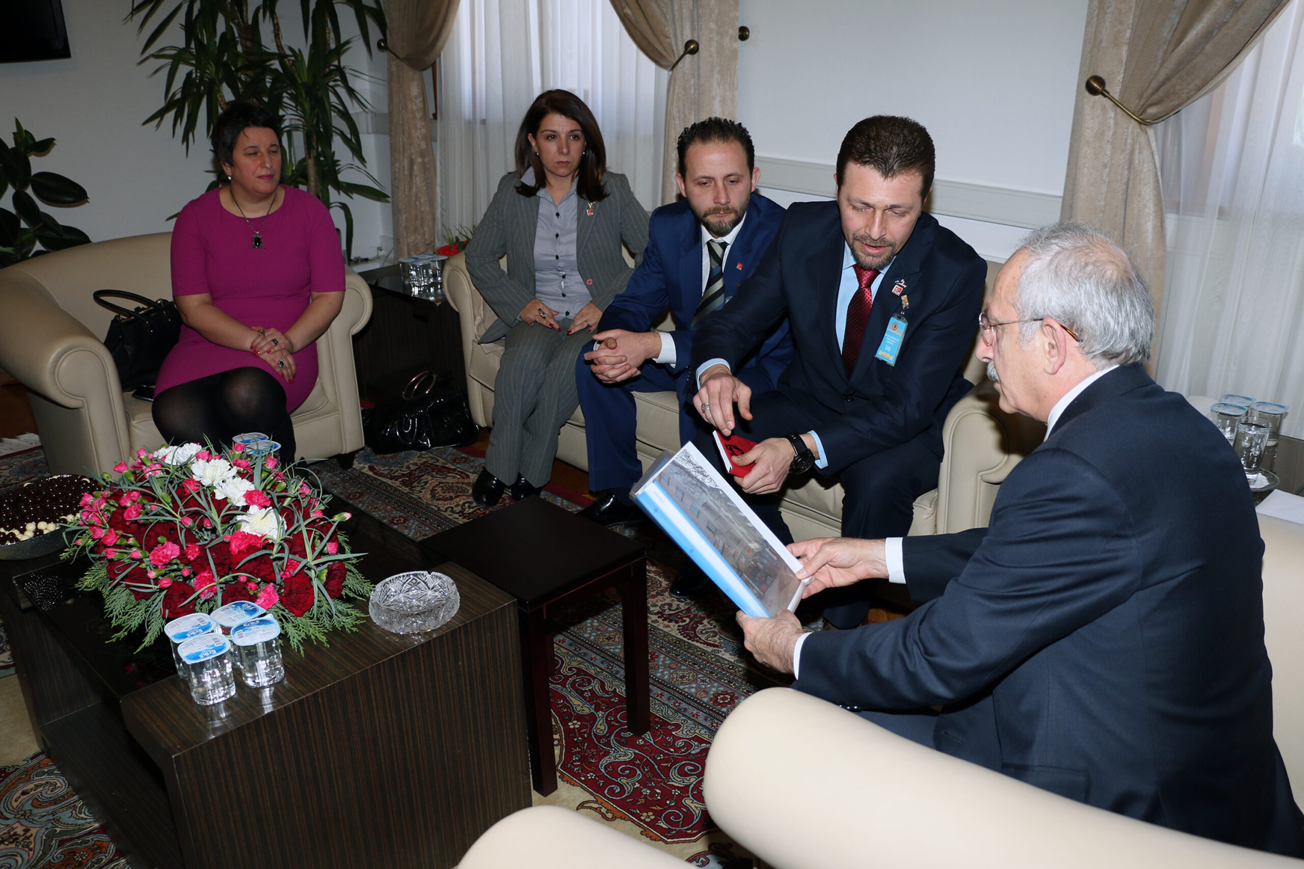 Sorunlar Kılıçdaroğlu’na aktarıldı