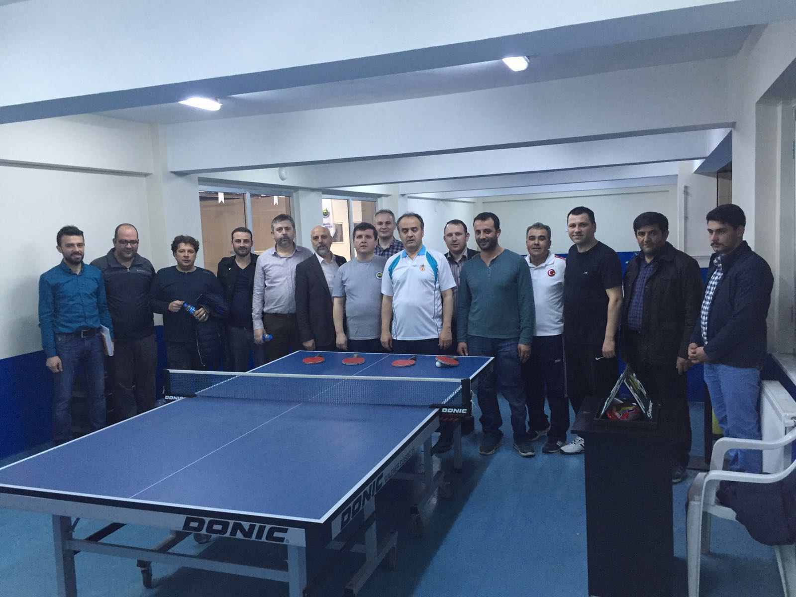 AK Parti’de tenis turnuvası