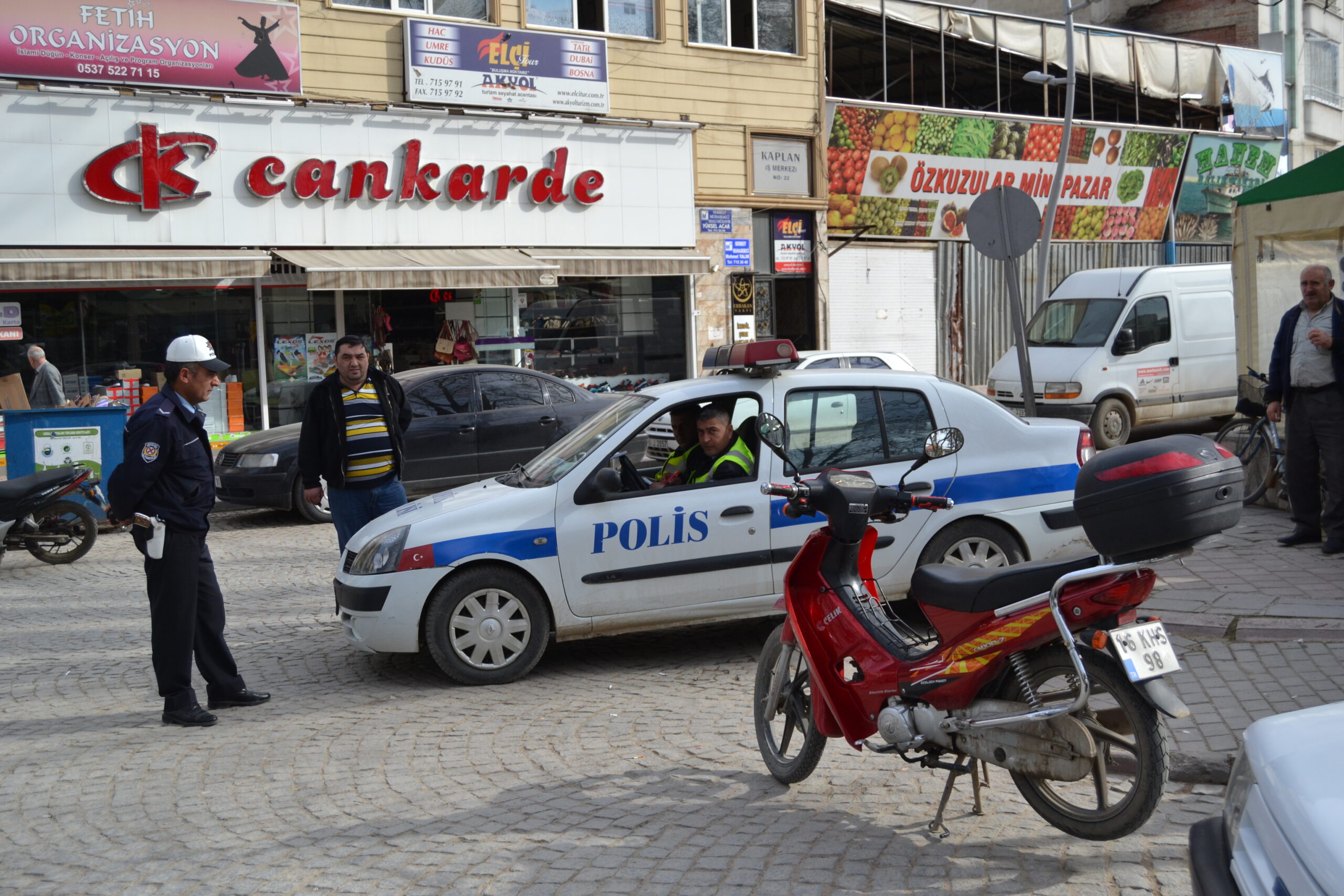 Motosikletliler denetimden geçiyor