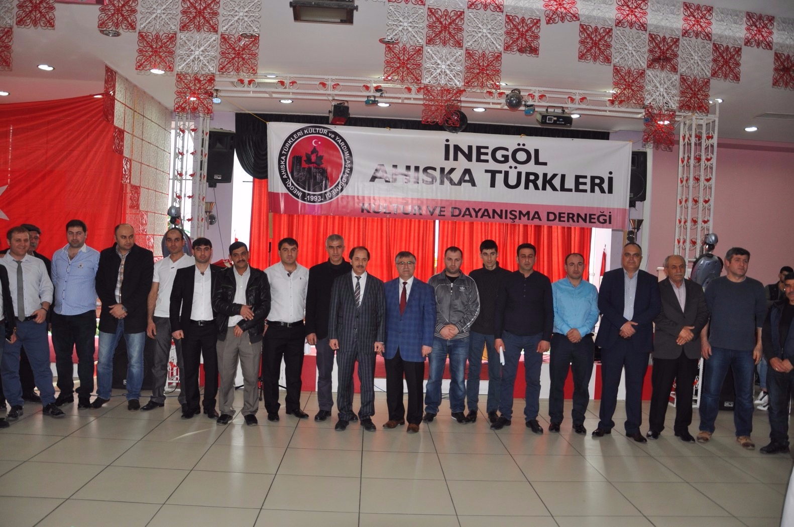 KURTULUŞ SAVAŞI MÜCADELESİ VERİYORUZ