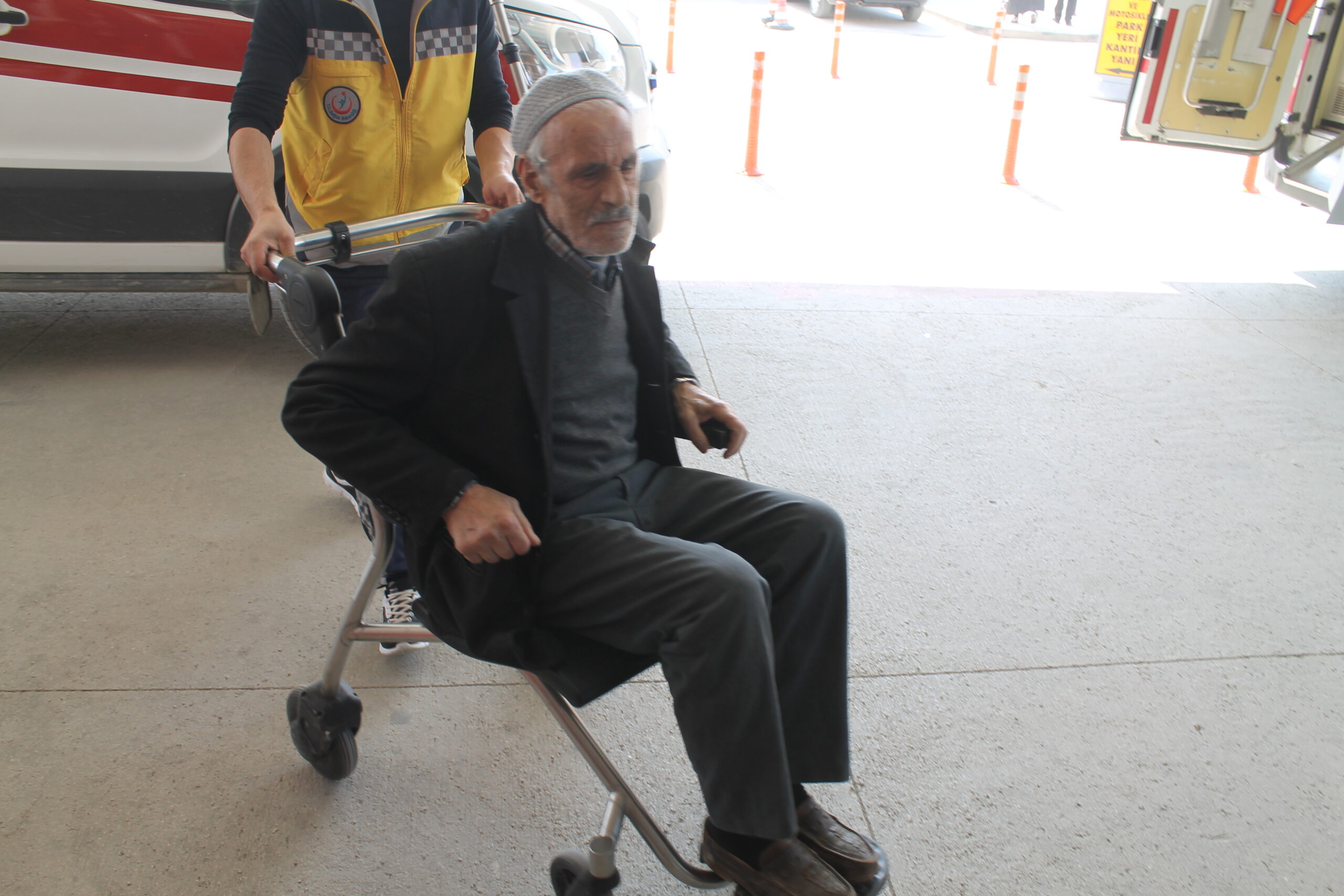 Yaşlı adam kaza kurbanı