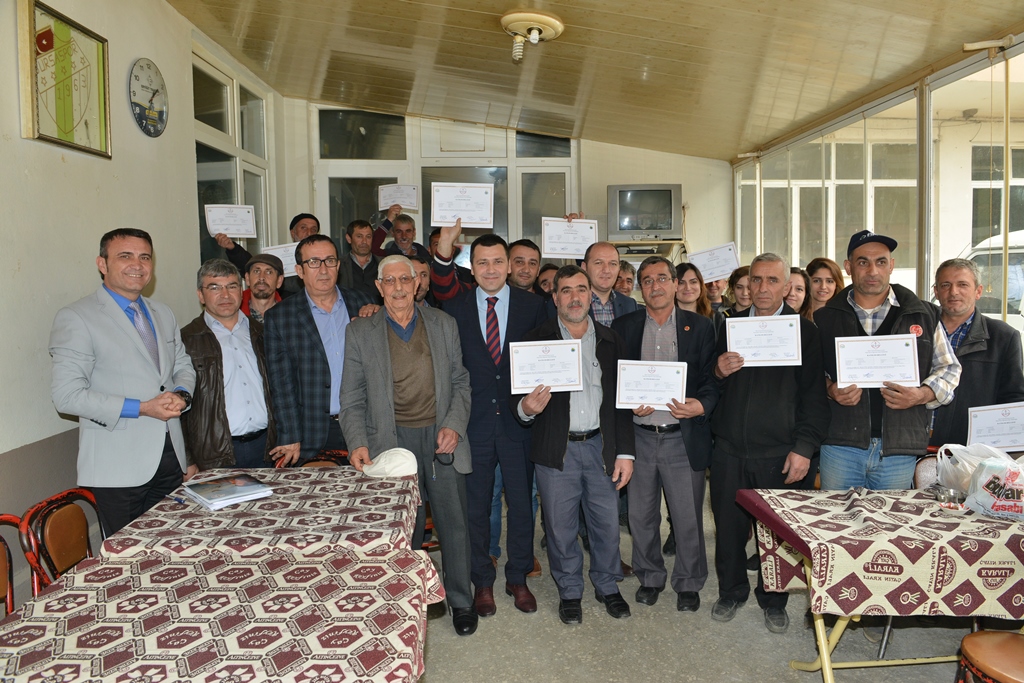 Çiftçiler sertifikalarını almaya devam ediyor