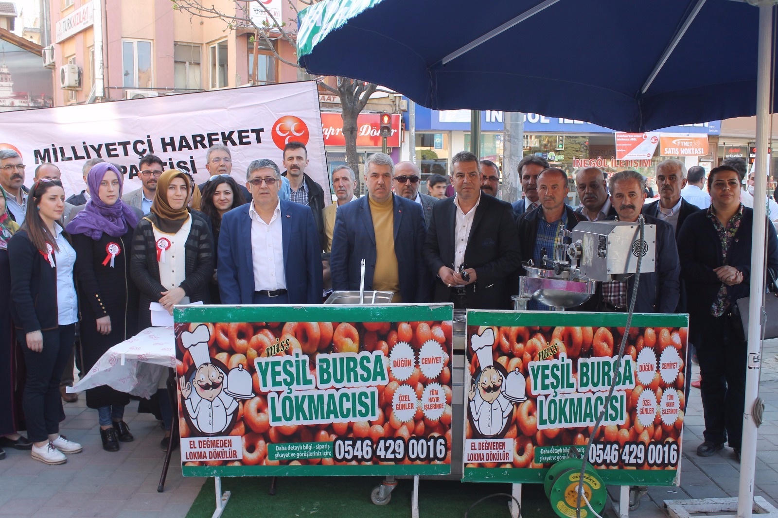 Türkeş ve Şehitler anısına lokma ikramı