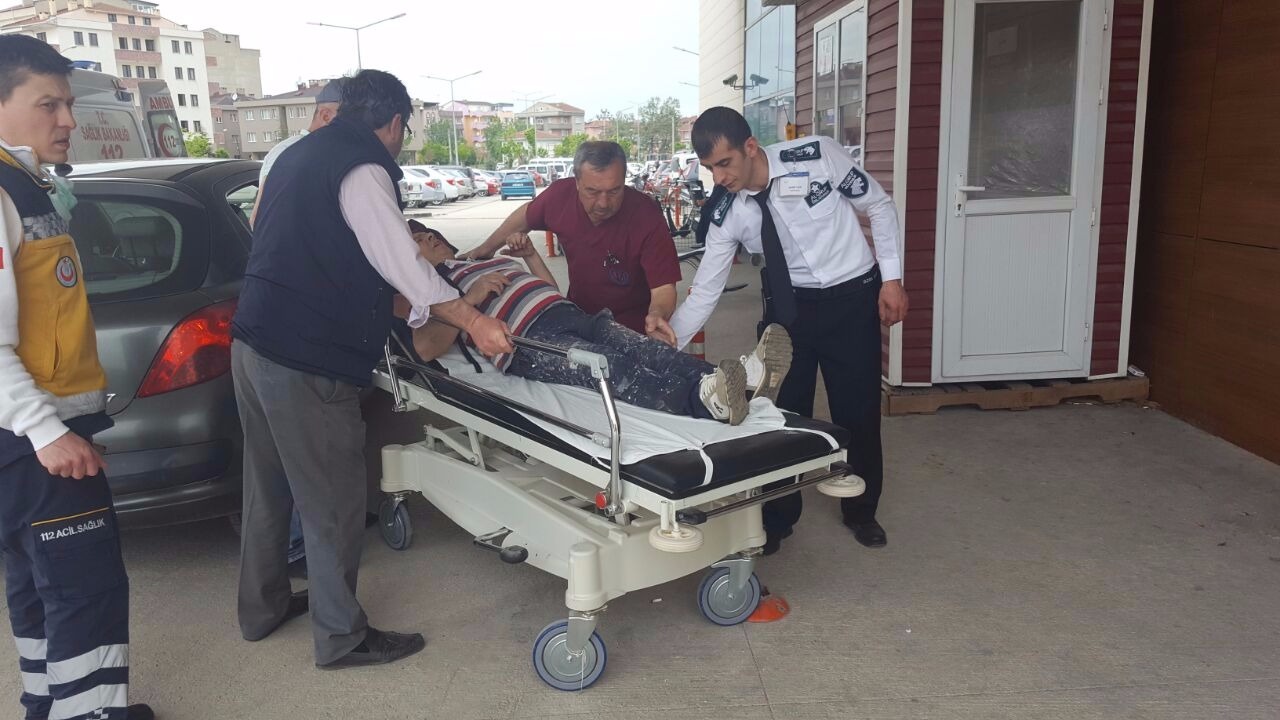 Boya yaparken beton zemine düştü