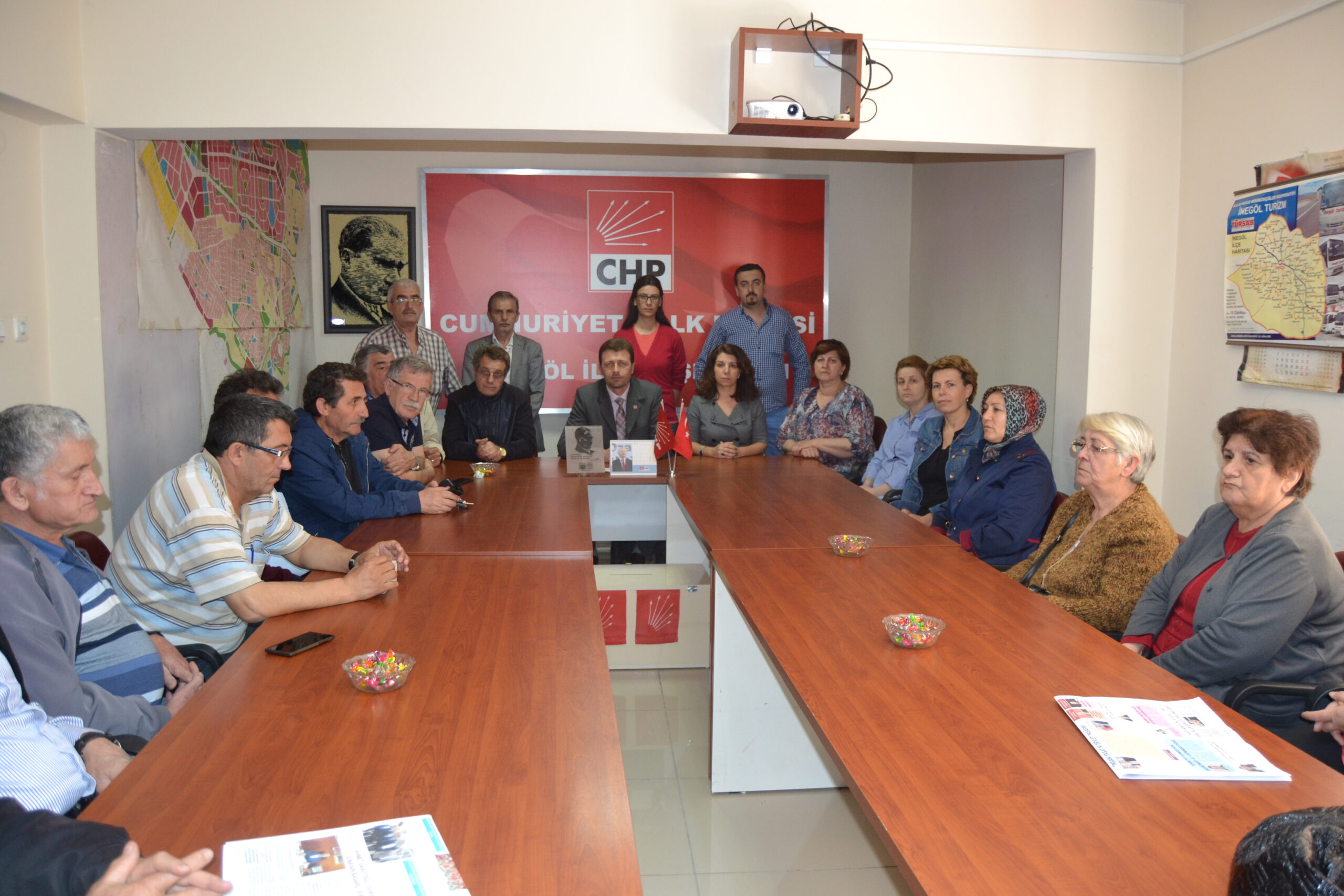 TERÖRÜ BESLEYEN ODAKLAR ÇIKAR VE RANT İÇİNDELER