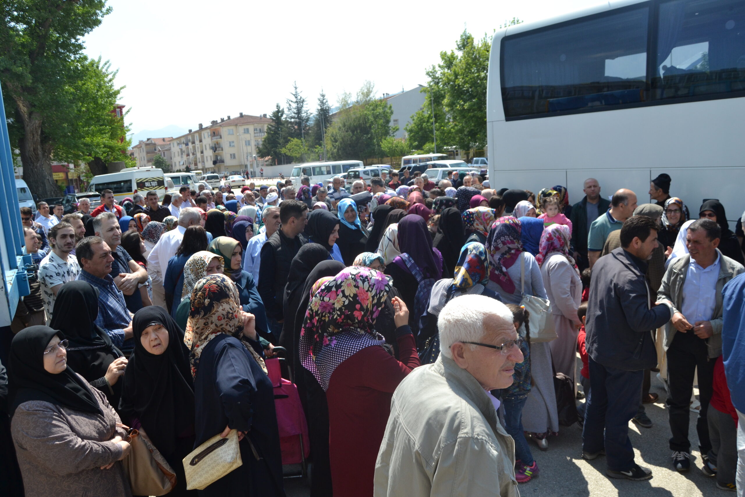 SON KAFİLE Kutsal topraklara gitmek için yola çıktı