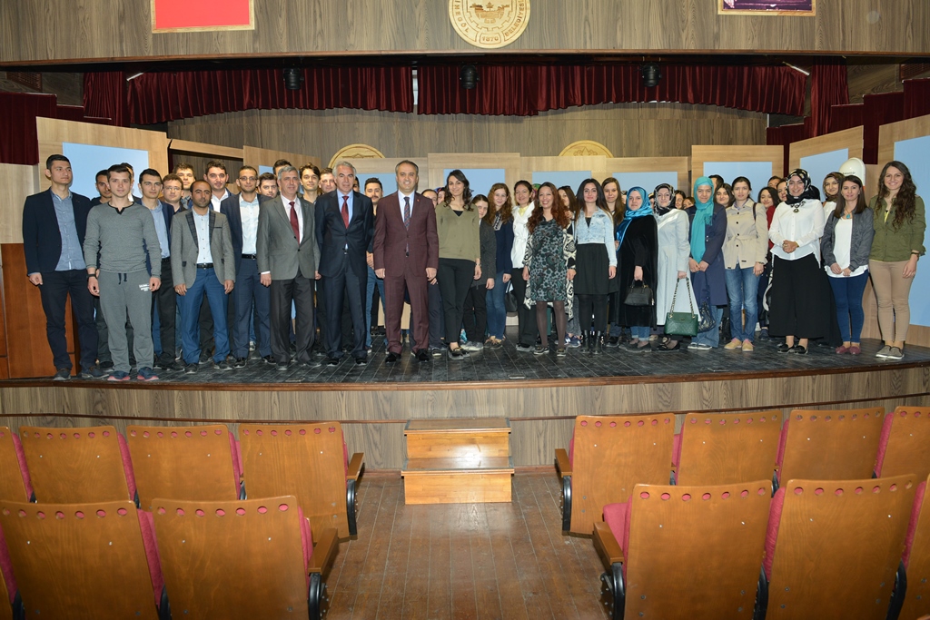 Öğretmen adaylarına İnegöl’ü anlattı