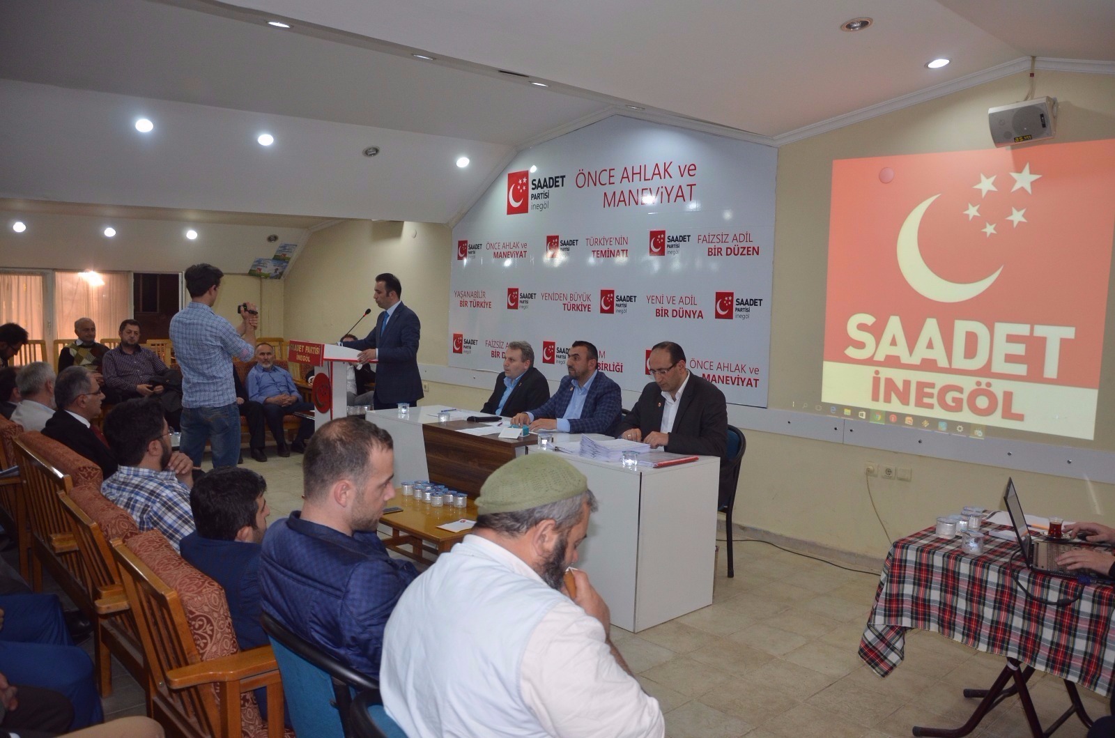 TERÖR OLAYLARININ ÇÖZÜMÜ İÇİN Ümmet bilinci oluşturulmalı