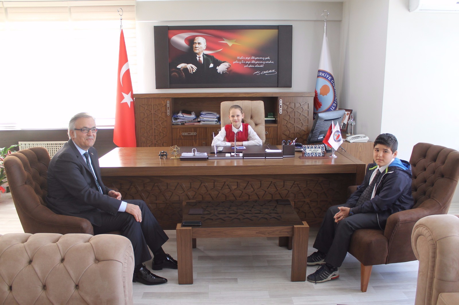 Protokol makamını öğrenciler devraldı