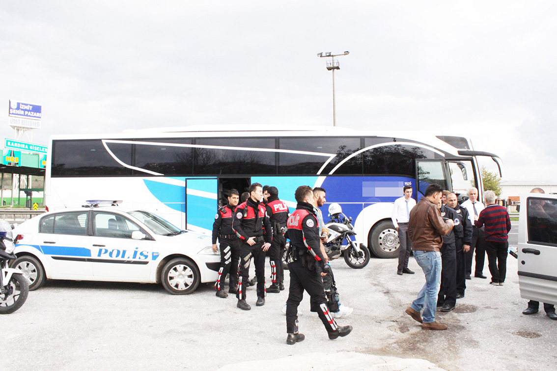 KAÇAK YOLLARLA TÜRKİYE’YE GİRDİ İnegöl’de Yakalandı