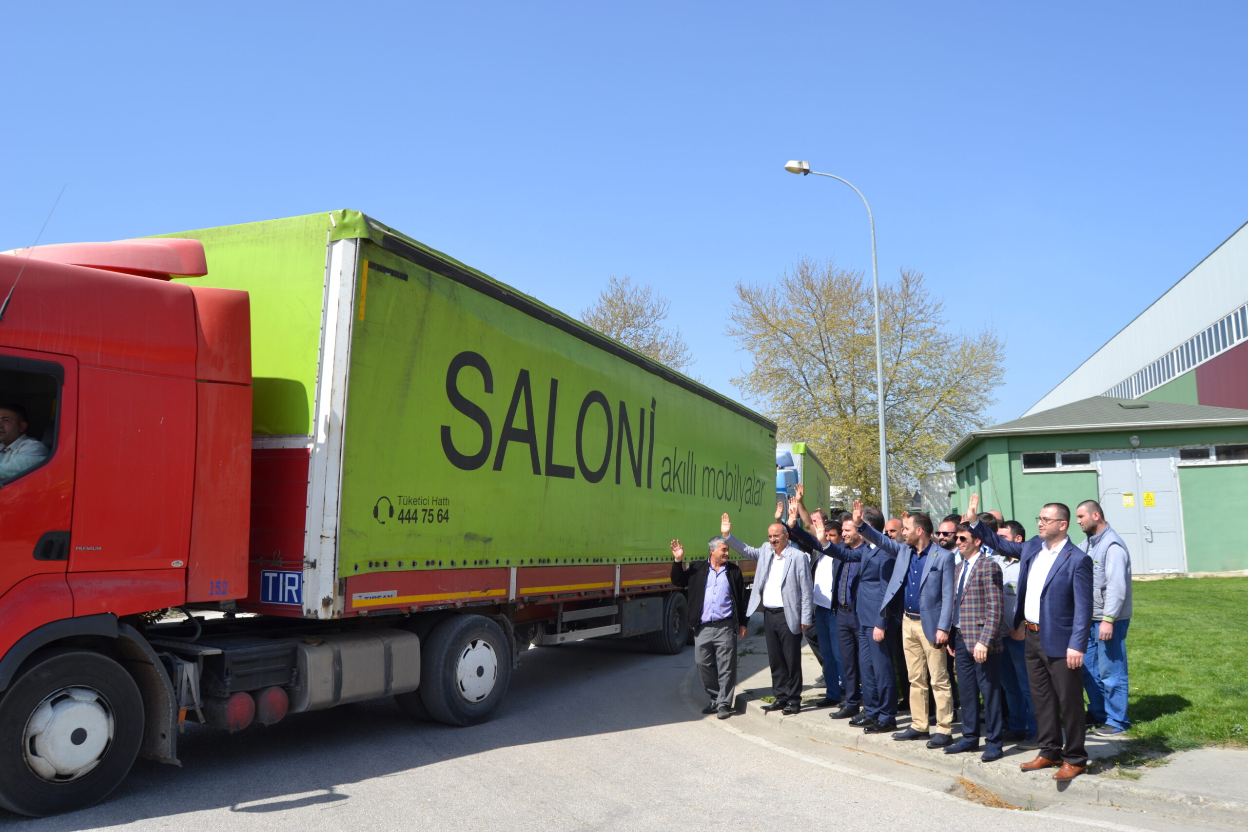 TERÖR MAĞDURU SURLULARA İNEGÖL’DEN YARDIM ELİ