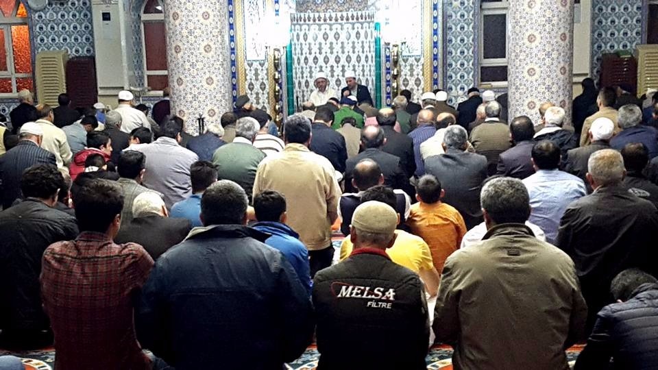 Posoflulardan kandil programı