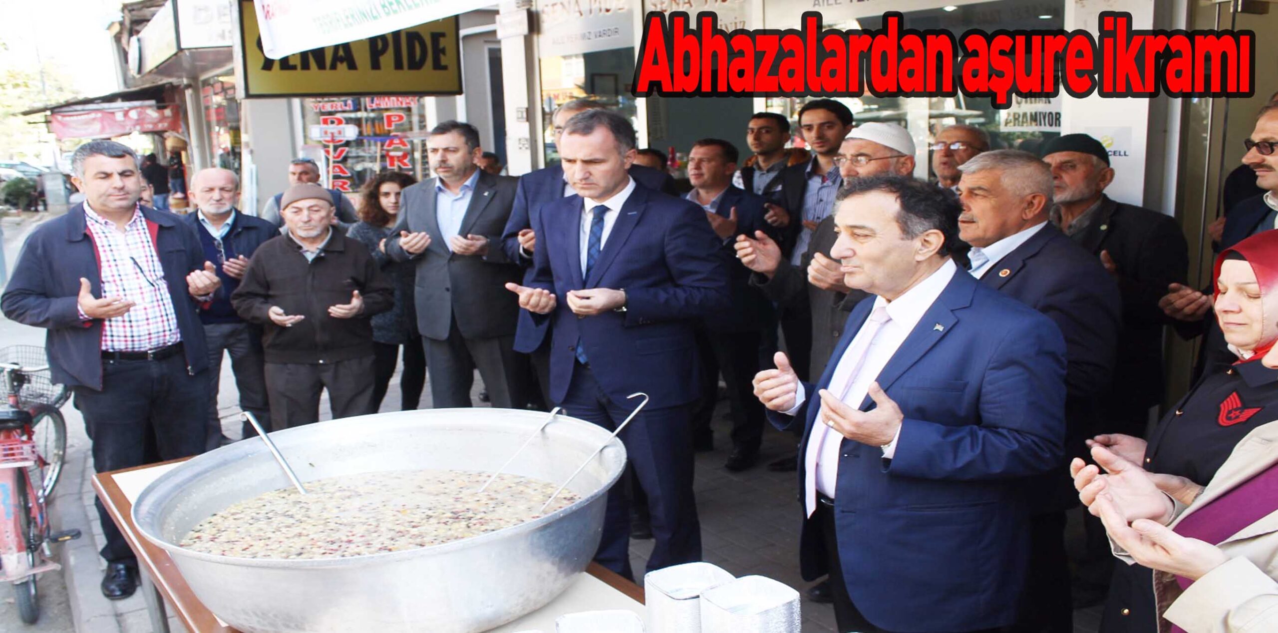 Abhazlardan aşure ikramı