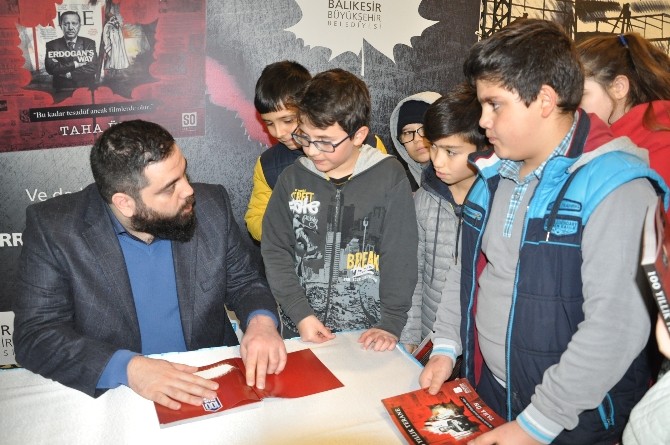 100 Yıllık Teranenin İlk İmza Günü Balıkesirde Yapıldı